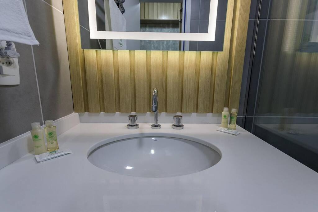 Apartamento Luxo Allianz Parque- Excelente Custo *