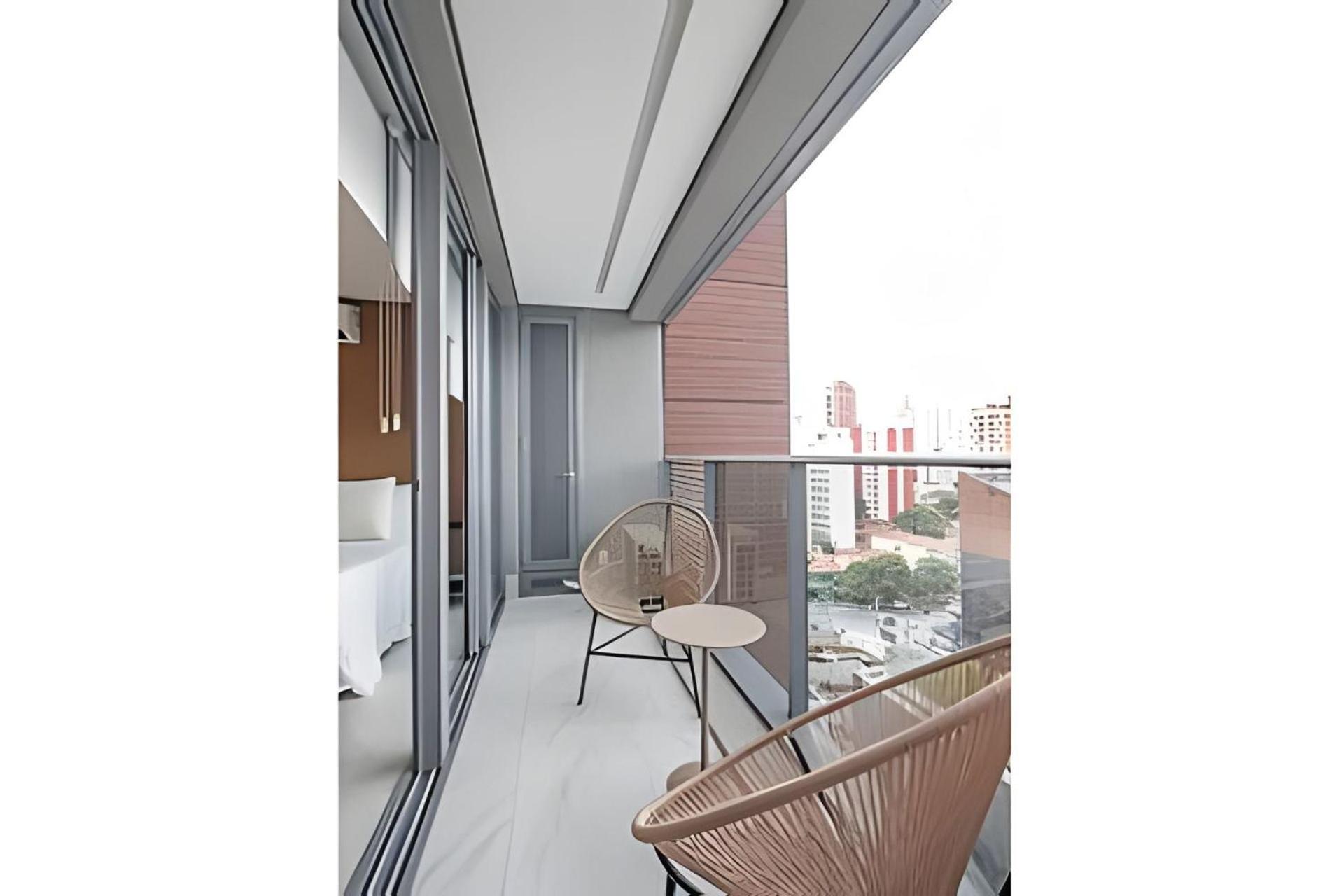 Apto Pinheiros Sp Av. Reboucas Perto Av Faria Lima Apartamento São Paulo