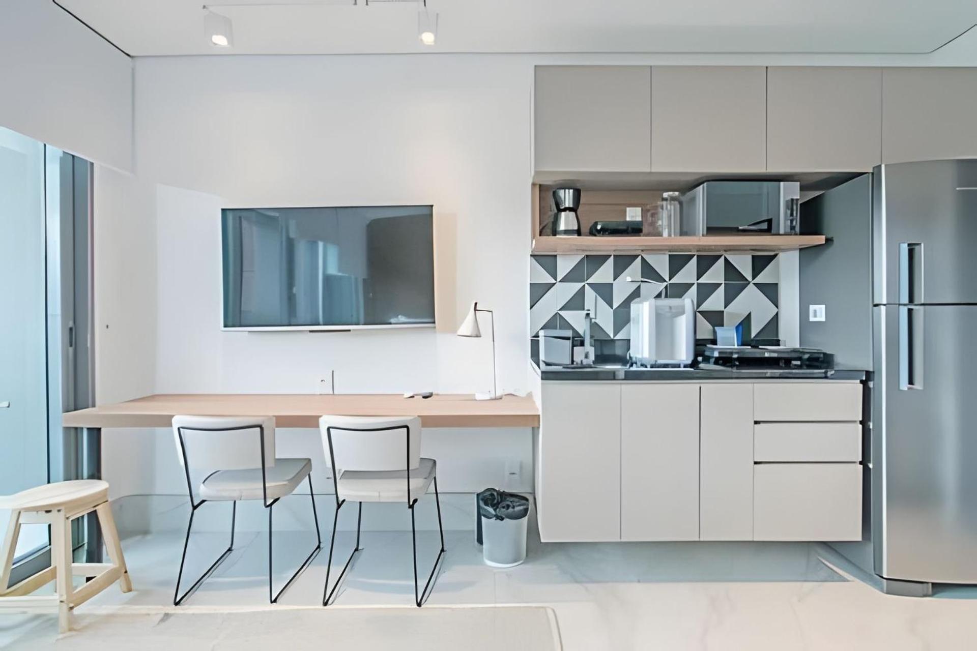 Apto Pinheiros Sp Av. Reboucas Perto Av Faria Lima Apartamento