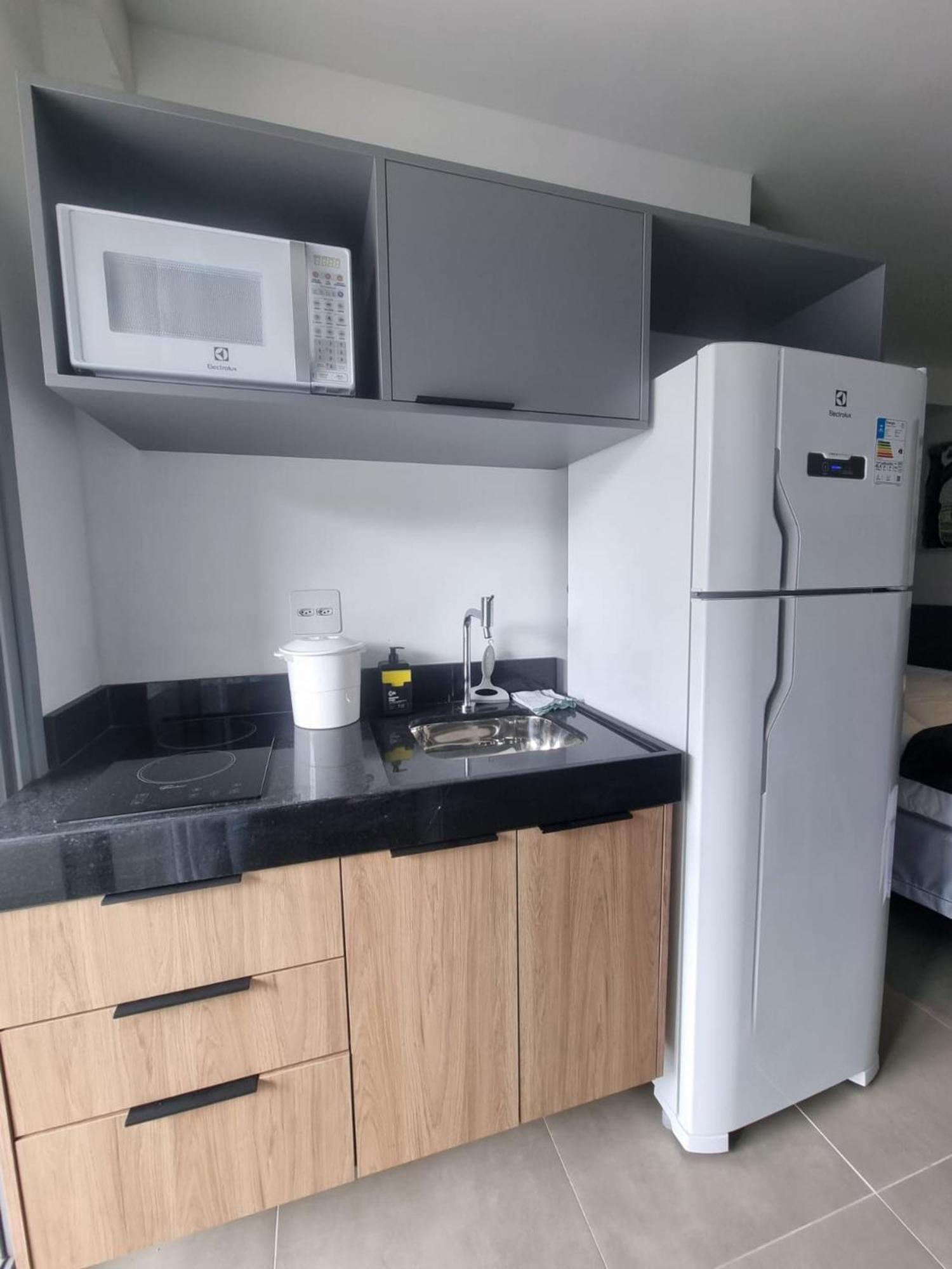 Em Moema Sp Prox Shopping Ibirapuera Apartamento