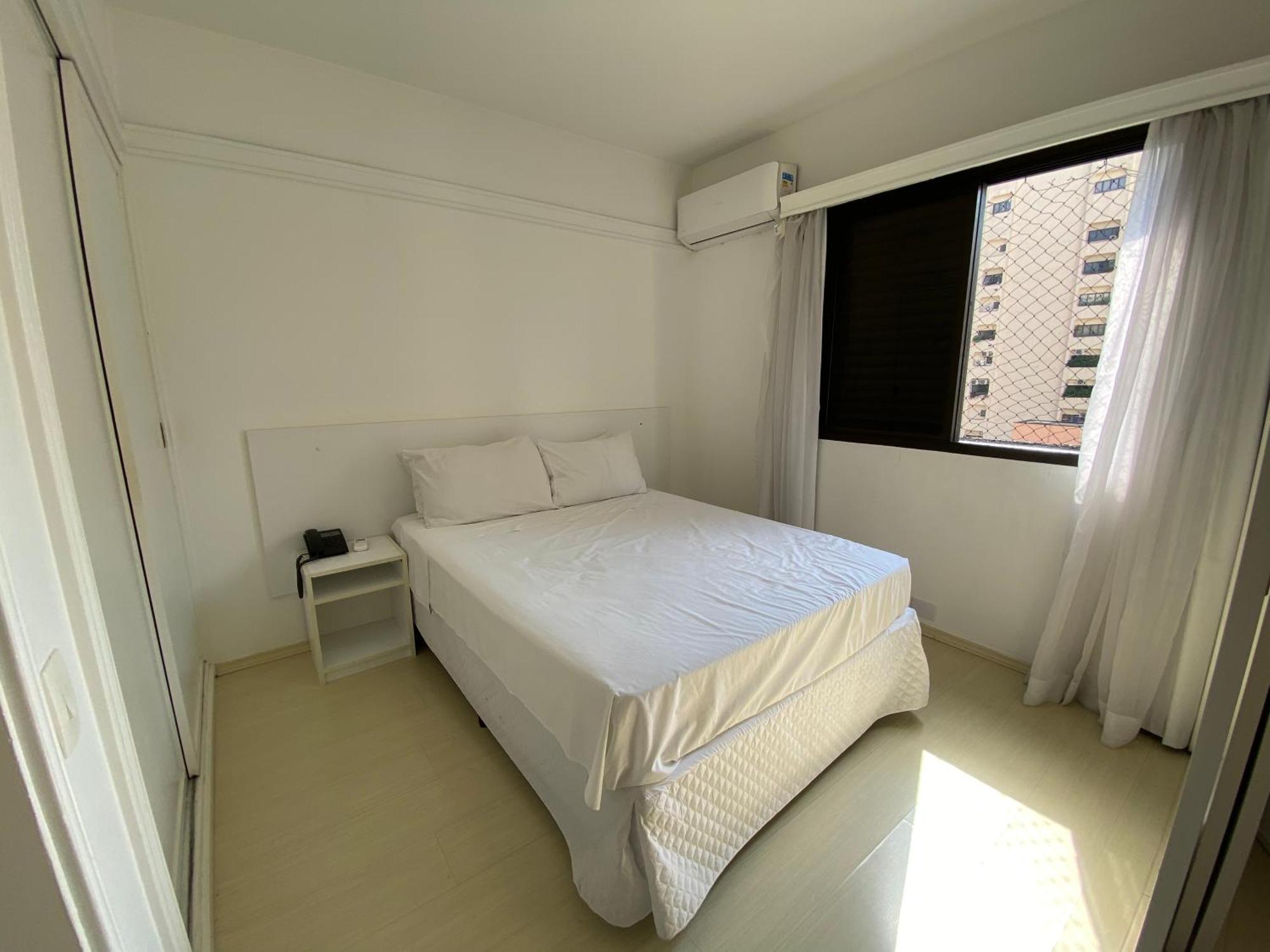 Flat Itaim-bibi - Localizacao Impar * Sao Paulo