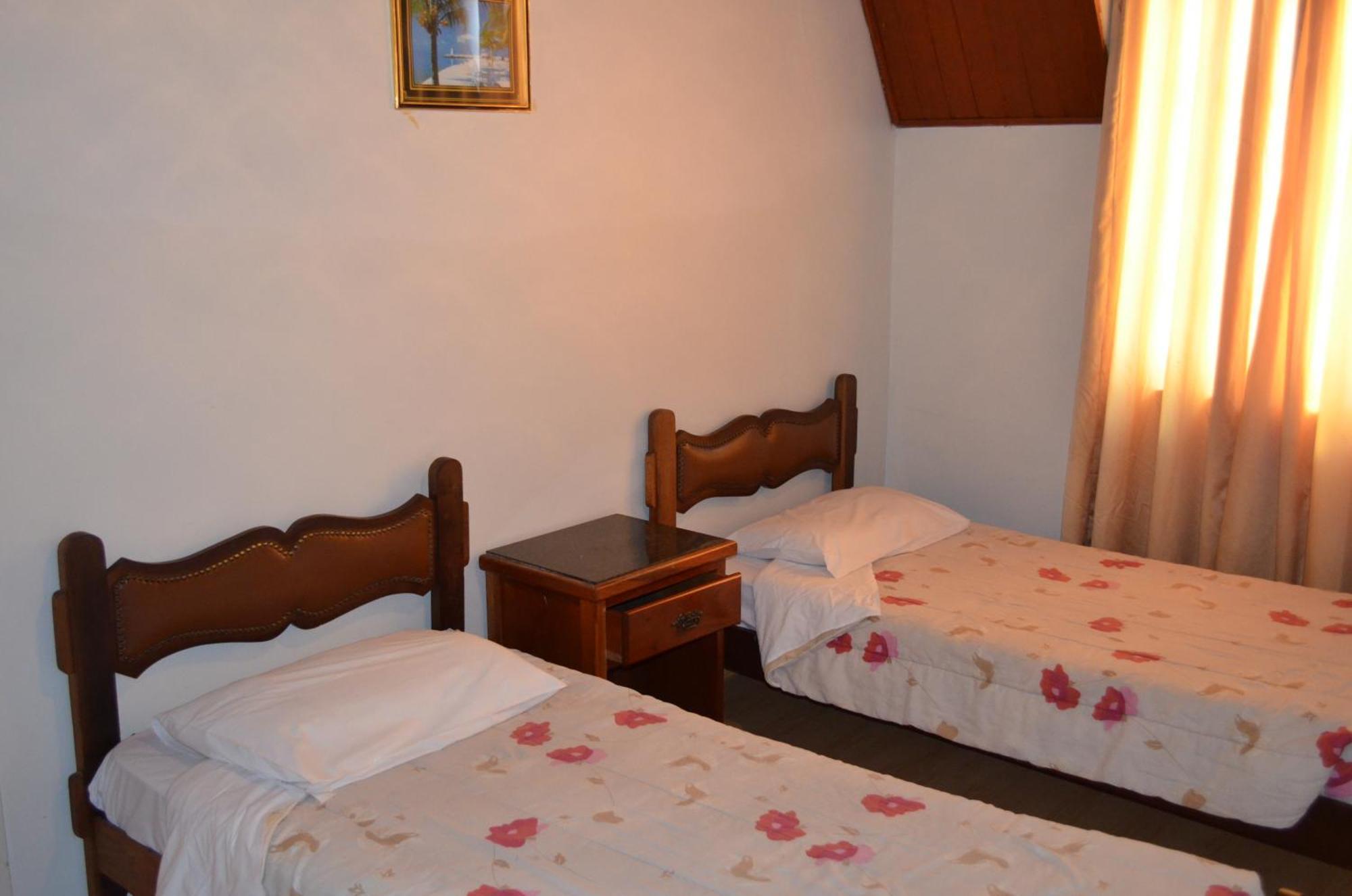 Reinales Plaza Hotel 3*