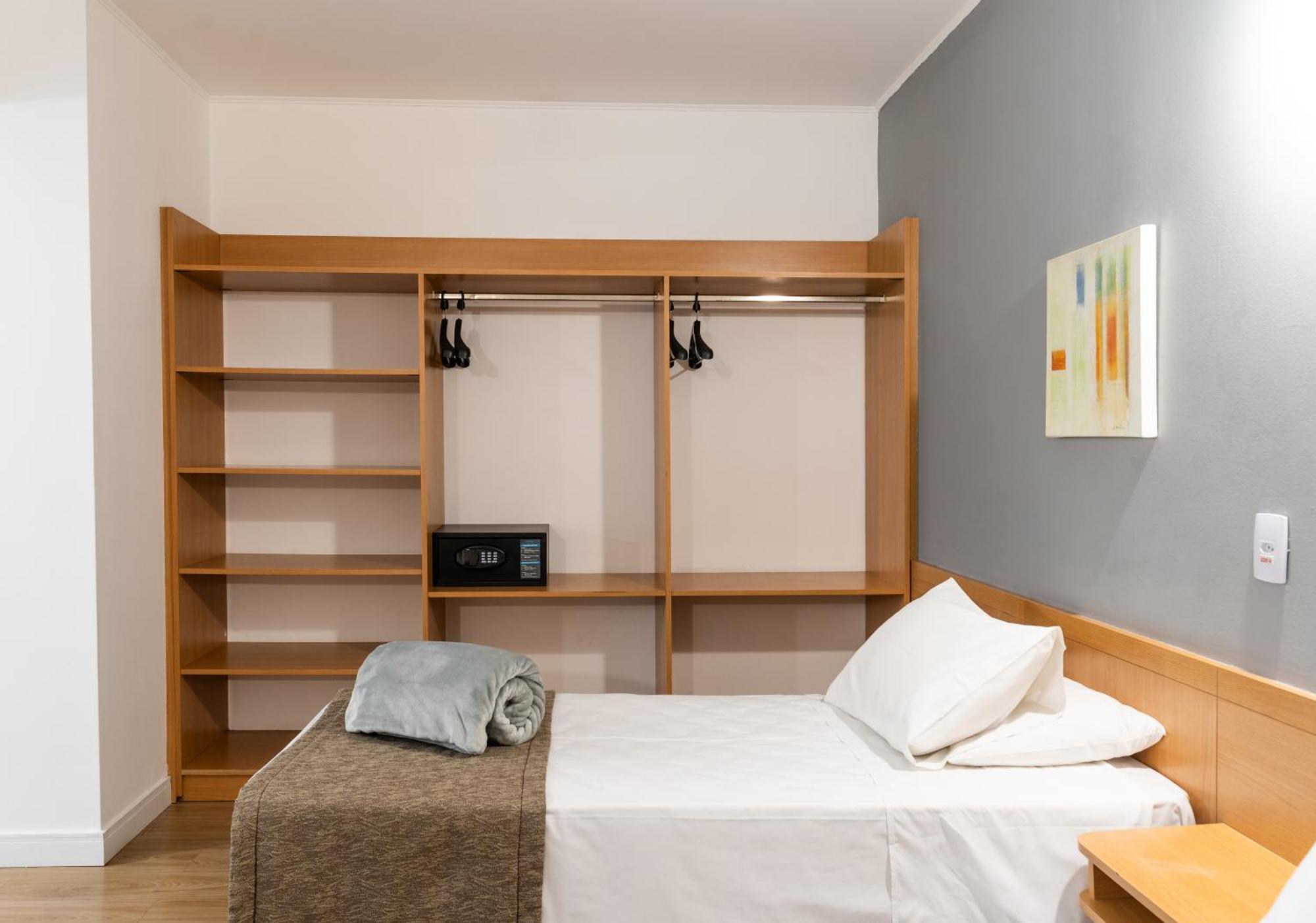 Hotel Mega Polo 3*