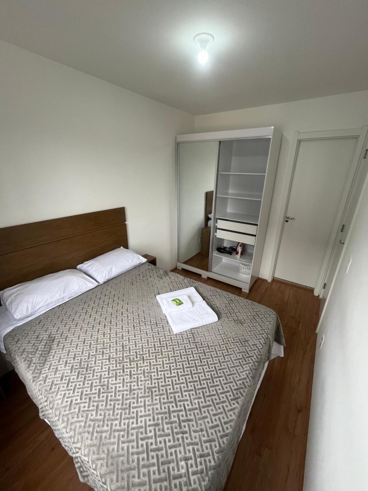 Apartment Em