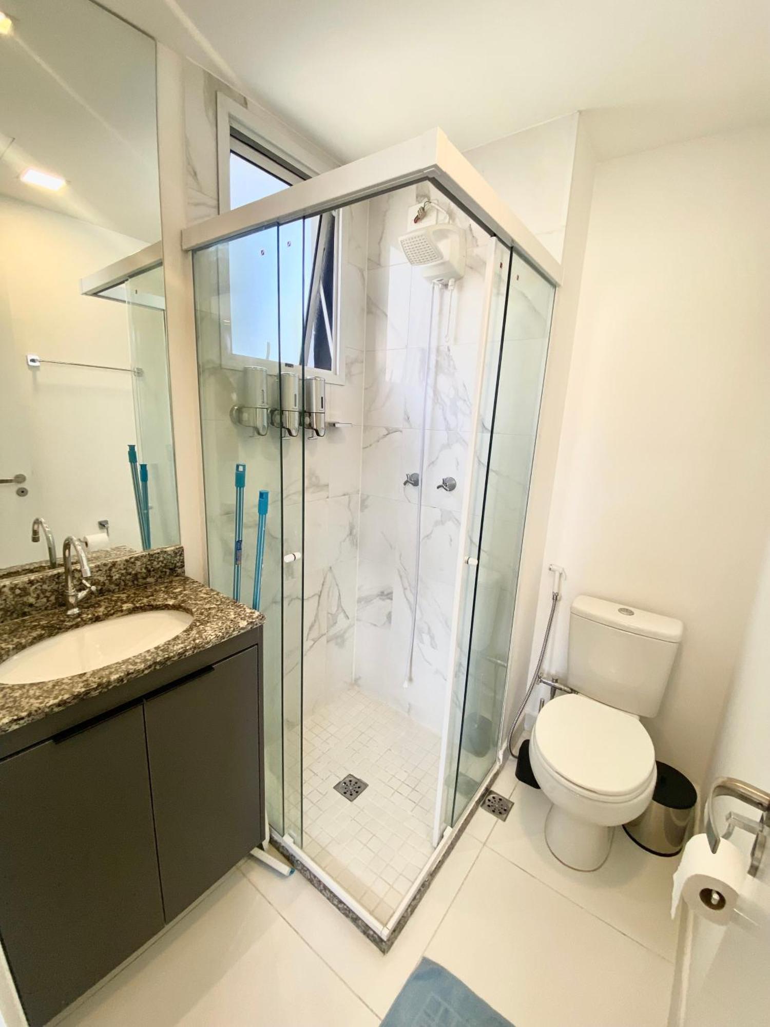 Apartment Magnifico Em Frente Ao Metro Bras ! *