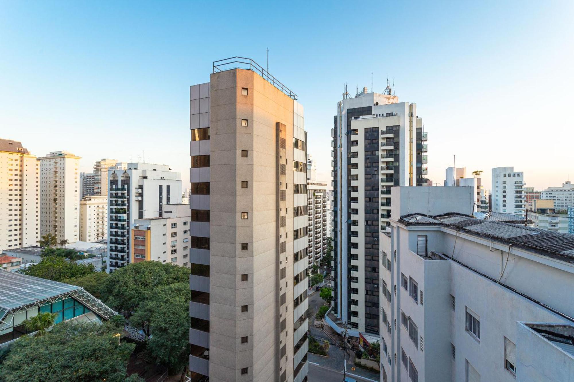 Proximos Ao Masp E A Metros Da Estacao Consolacao E Avenida Paulista - Next Haddock *