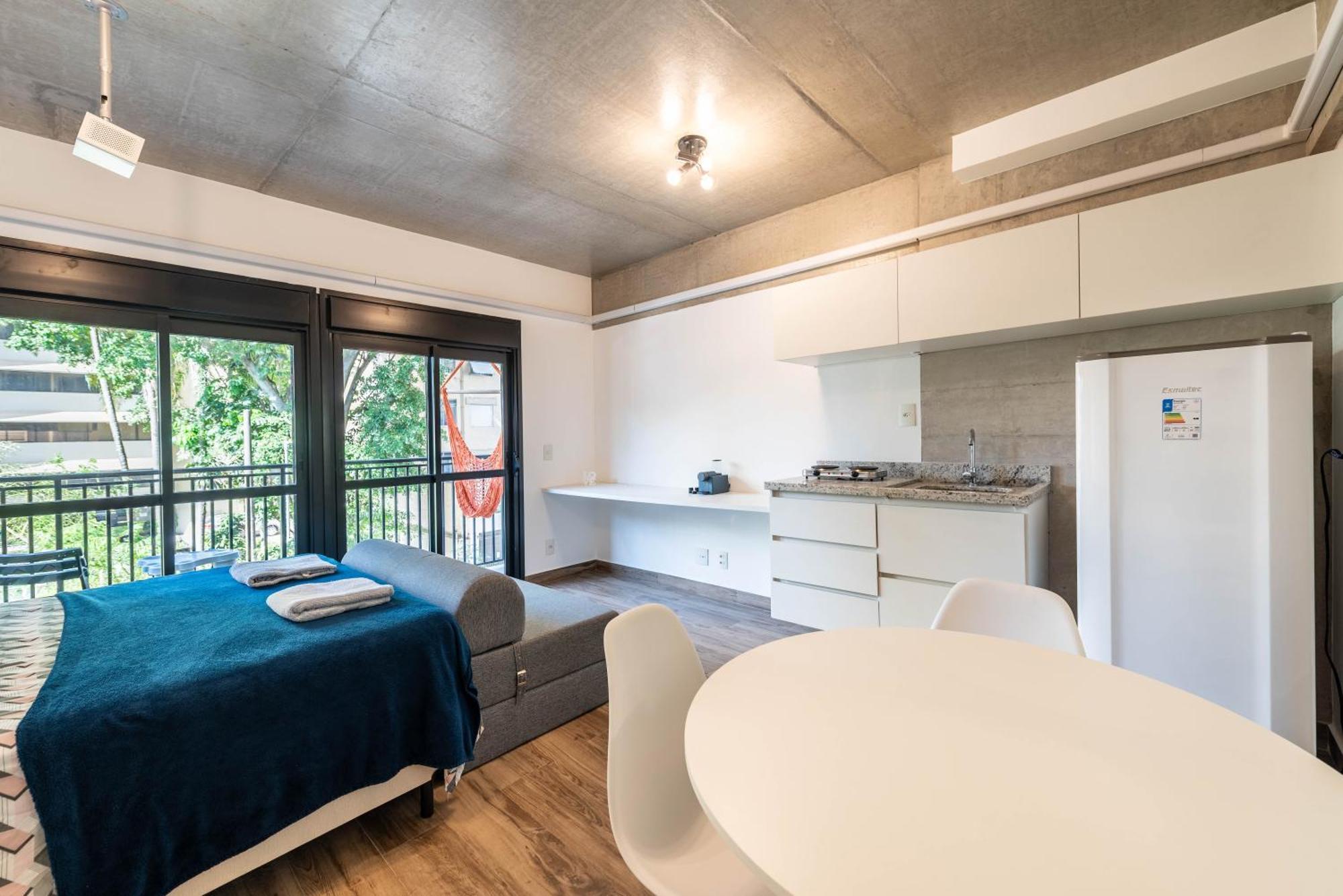 21 - Cozy New Studio, Movie Screen Apartamento