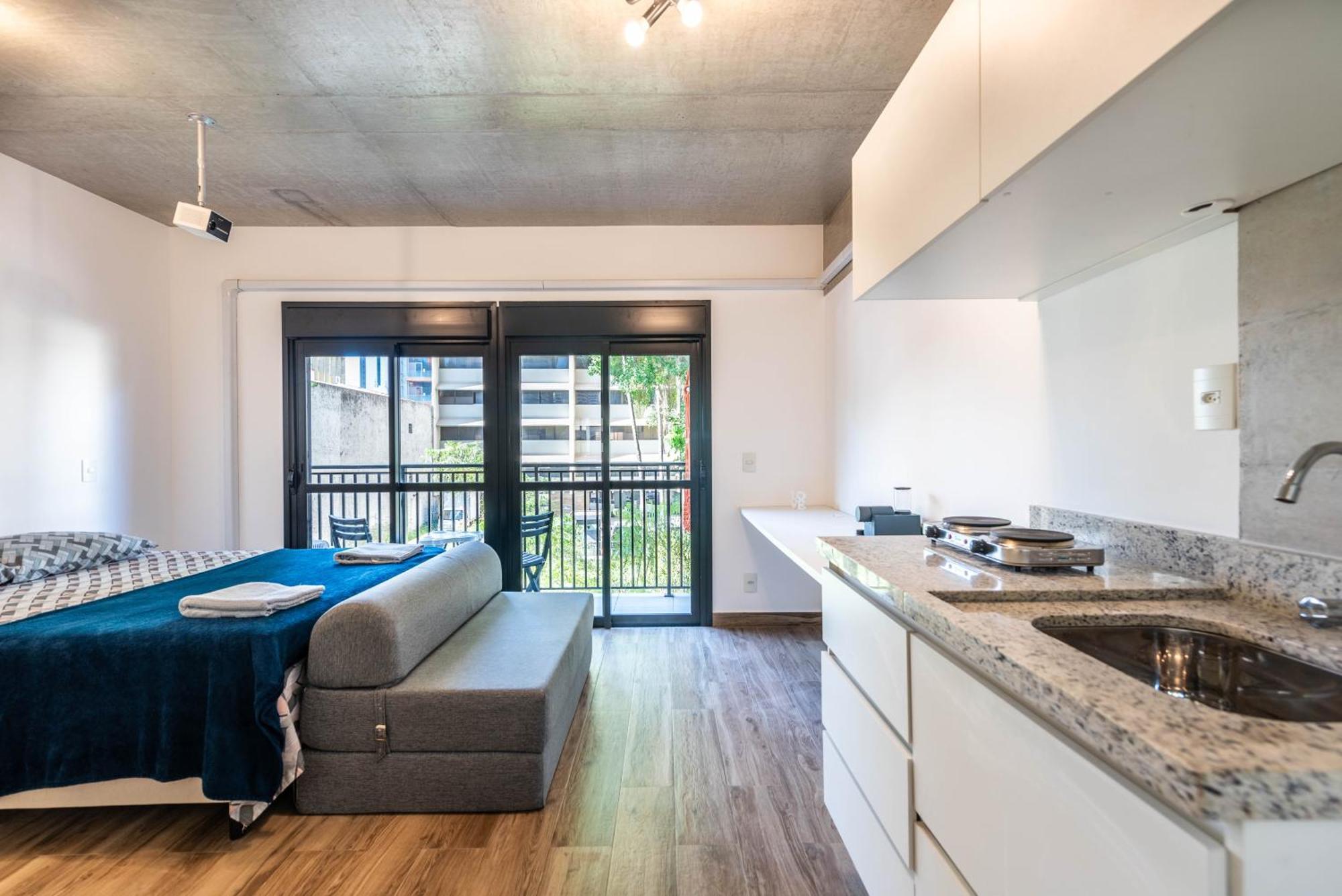 21 - Cozy New Studio, Movie Screen Apartamento