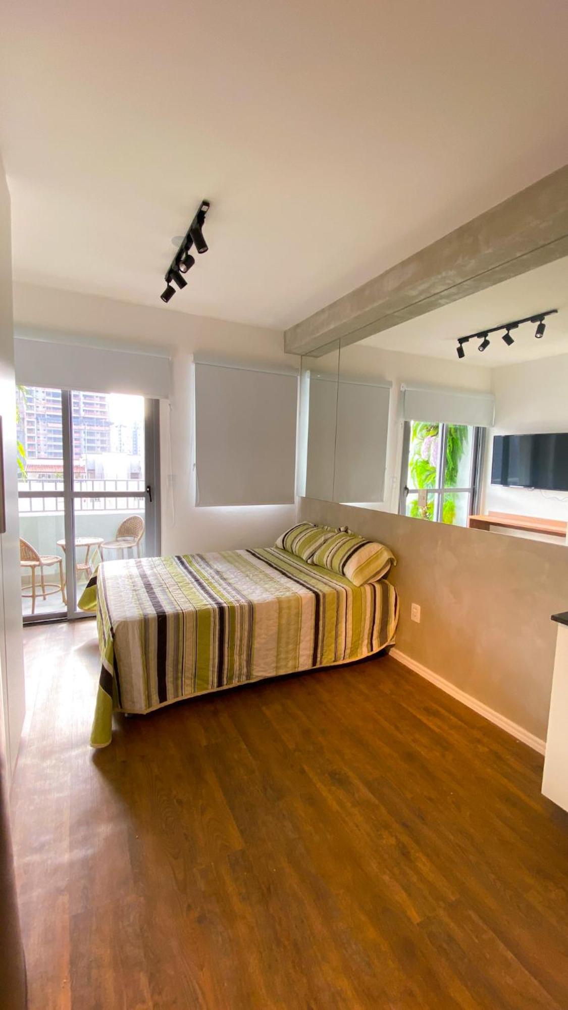 Brooklin 1404 Apartment