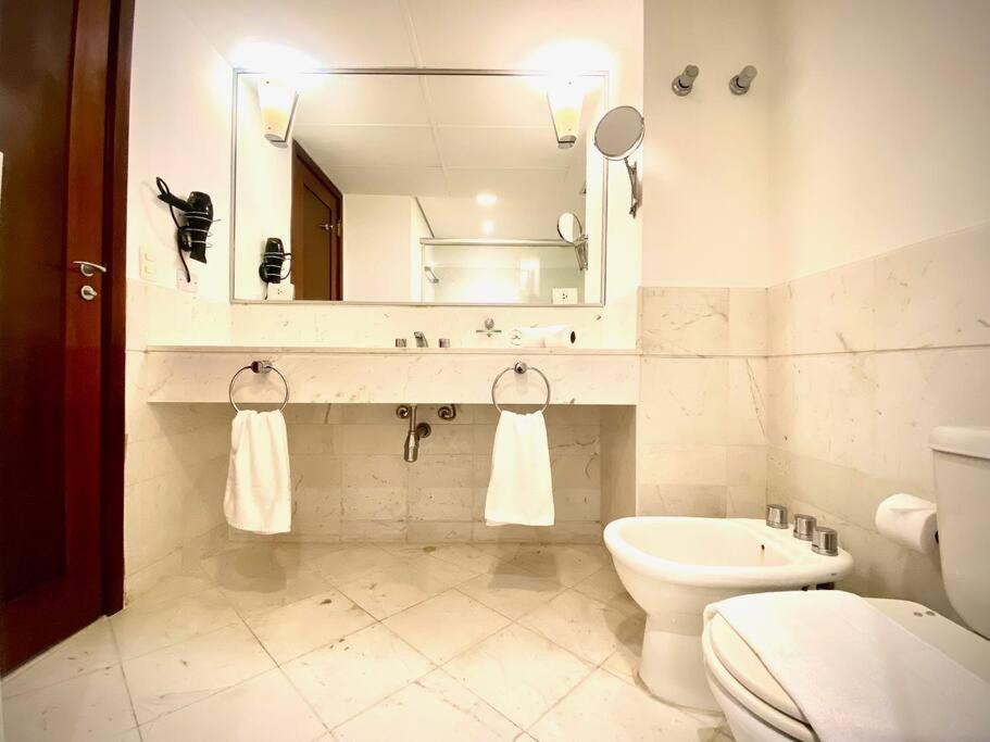 Apartamento George V Itaim Alto Padrao 2suites By Mob *