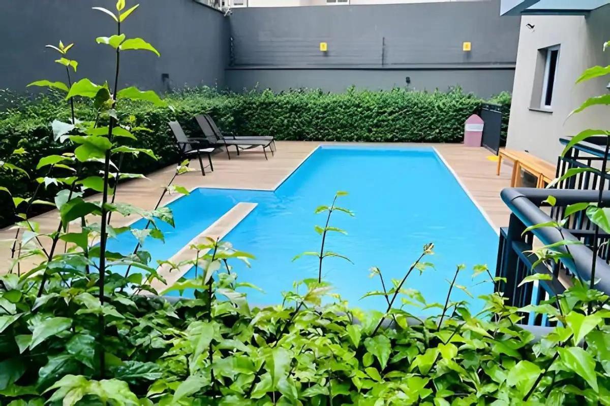 Mb611 - Apto Aconchegante Na Liberdade C/piscina * Sao Paulo