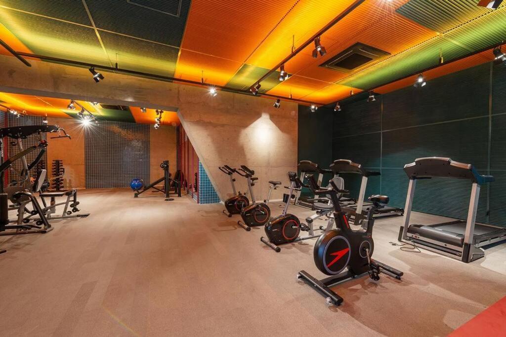 Apartamento Nova Republica Piscina, Academia, Metro!