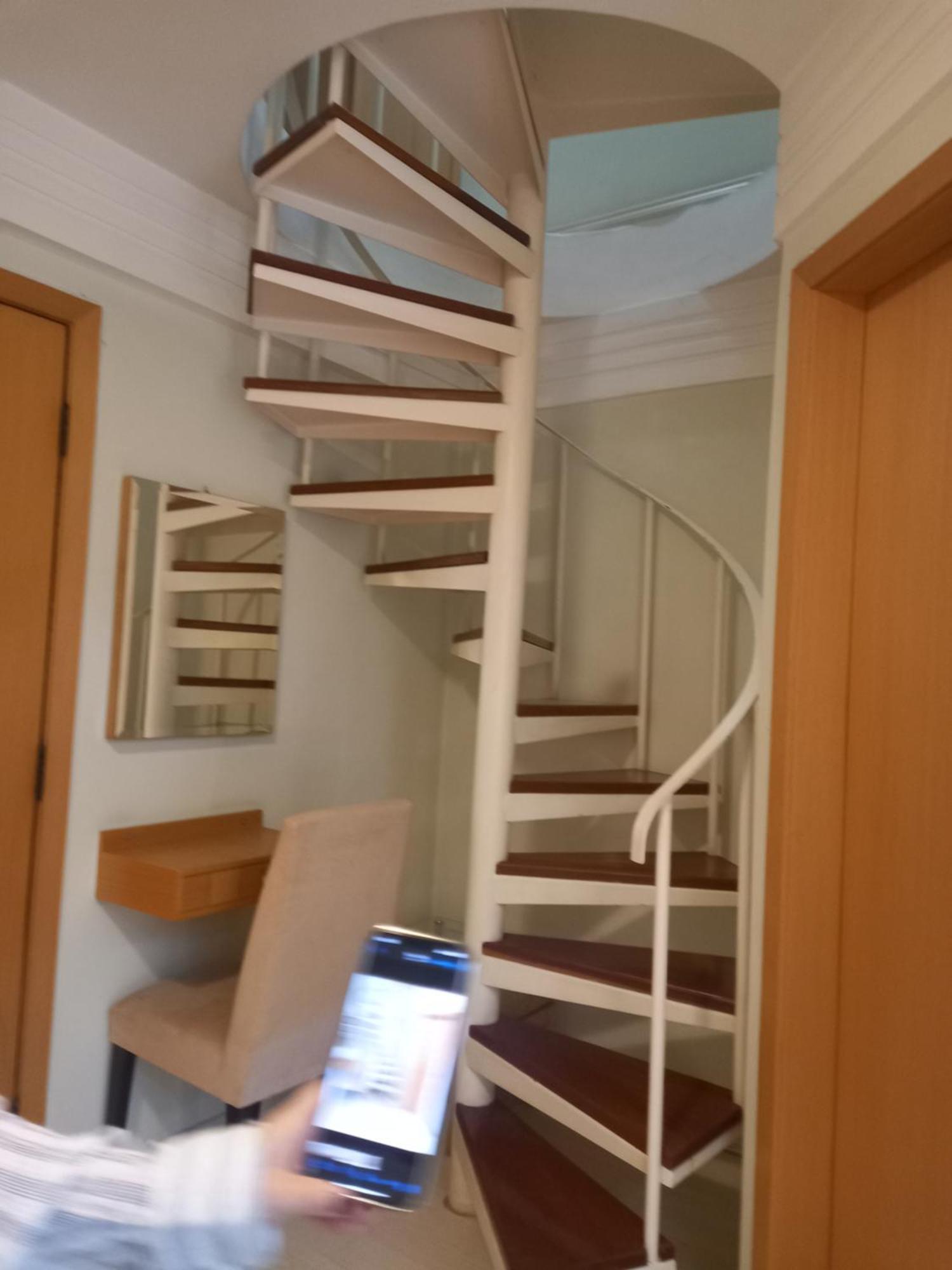 Apartamento Duplex Place Vendome! Moema, 58m2, Amplo, Conforto, Luxo! Servicos, Estacionamento, Internet, Metro! *