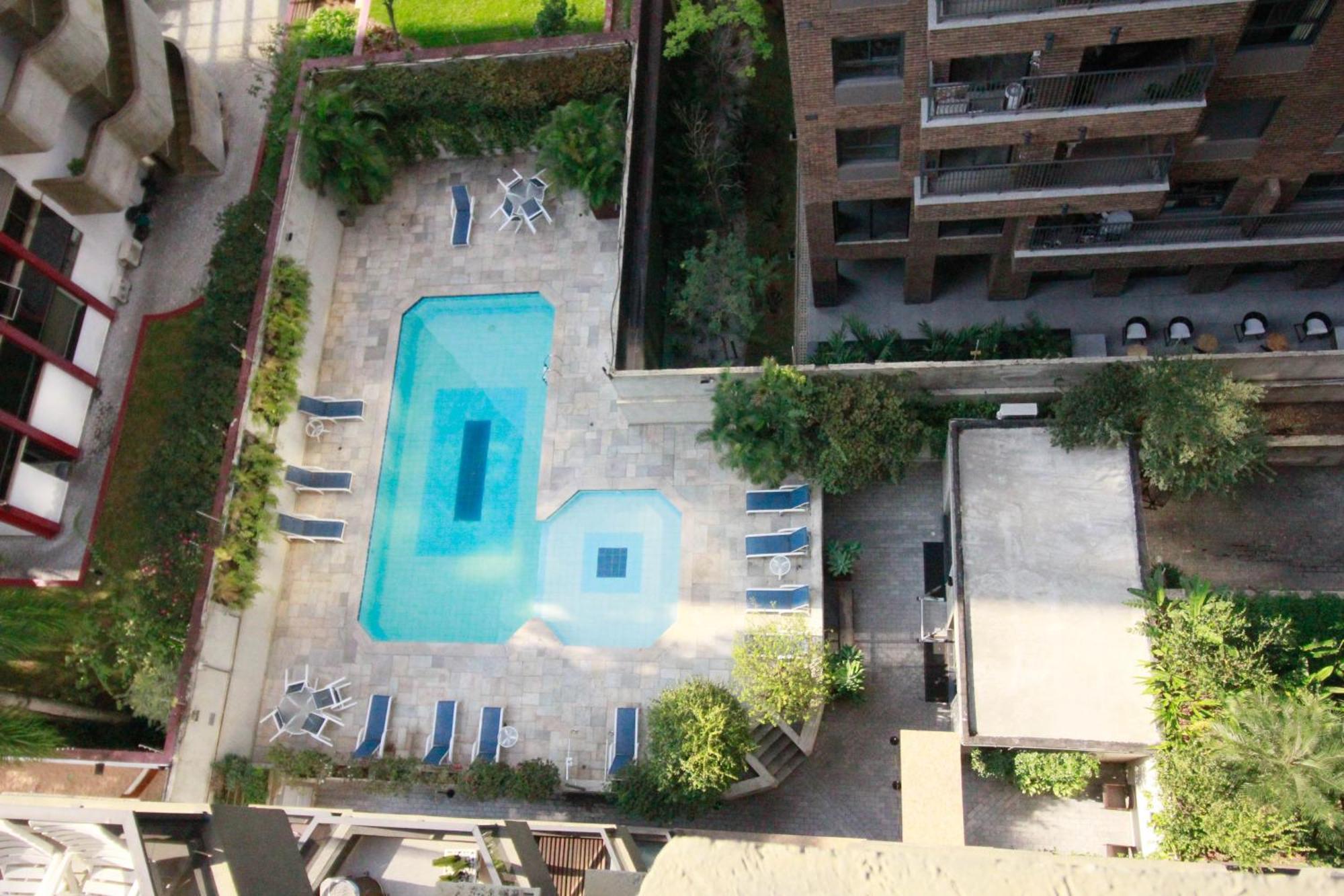 Duplex Place Vendome! Moema, 58m2, Amplo, Conforto, Luxo! Servicos, Estacionamento, Internet, Metro! São Paulo