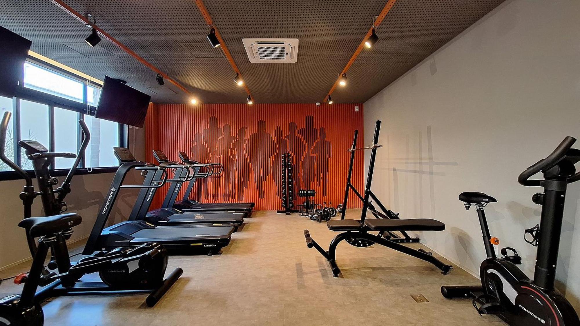 Nik Alves Guimaraes Apartamento *