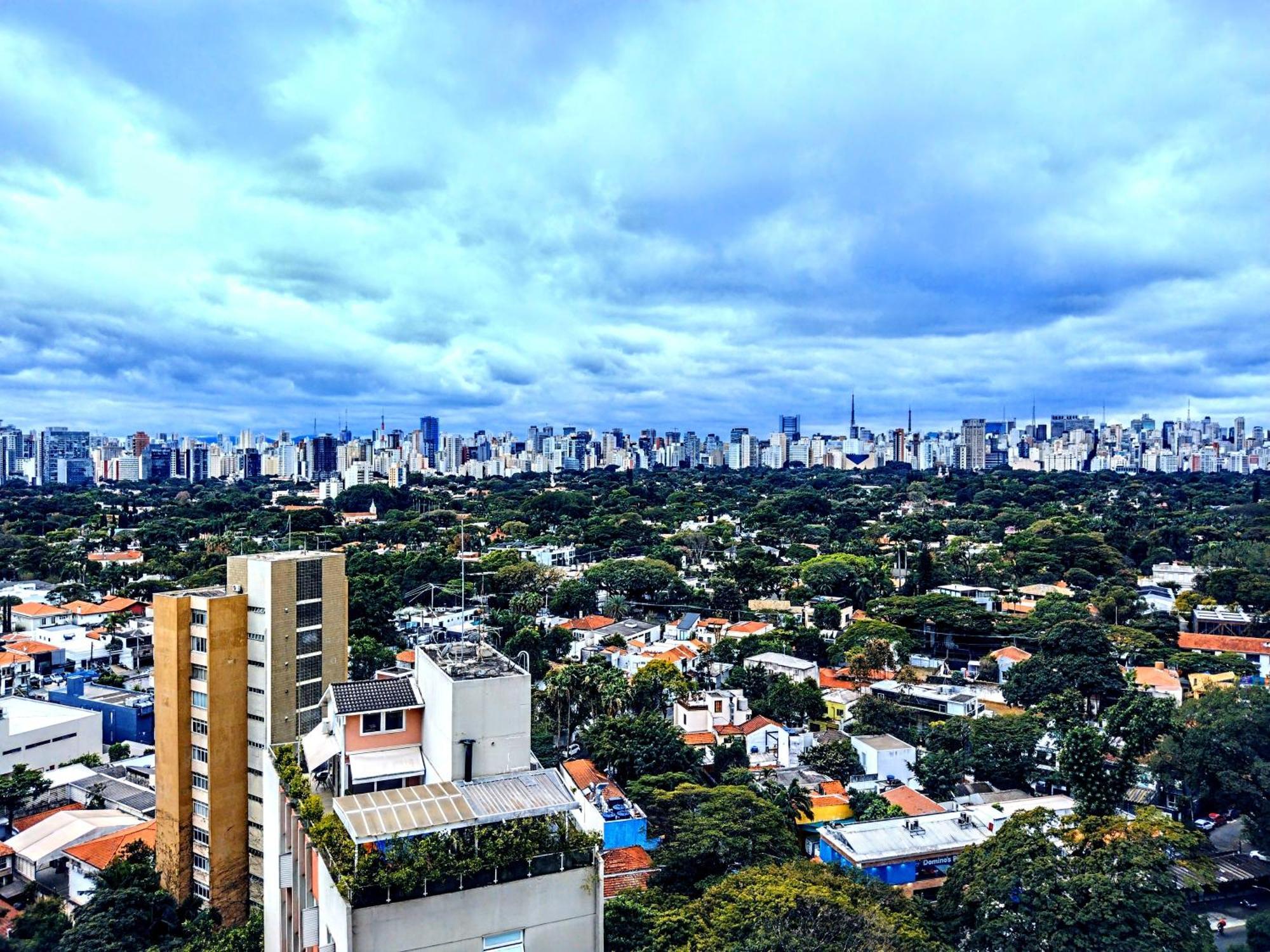 Luxxor Premiere Faria Lima - On The Sky Line - King Duplex Studio Veranda - Executive Class - Red Velvet Edition 5*