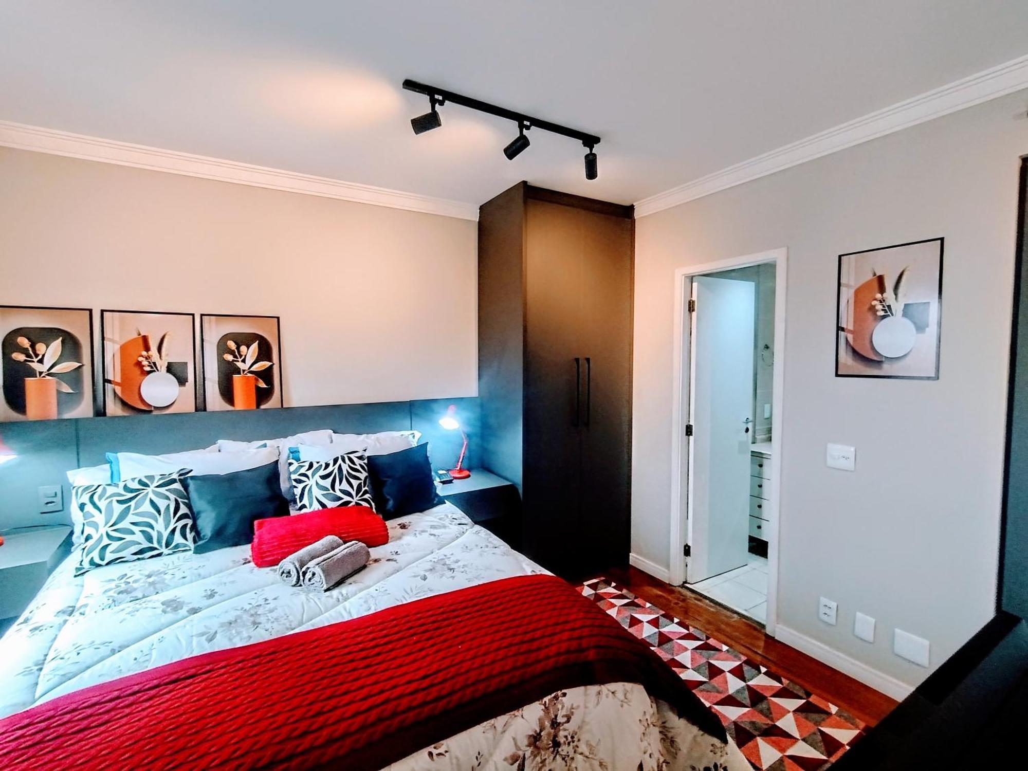 Hotel Luxxor Premiere Faria Lima - On The Sky Line - King Duplex Studio Veranda - Executive Class - Red Velvet Edition 5*