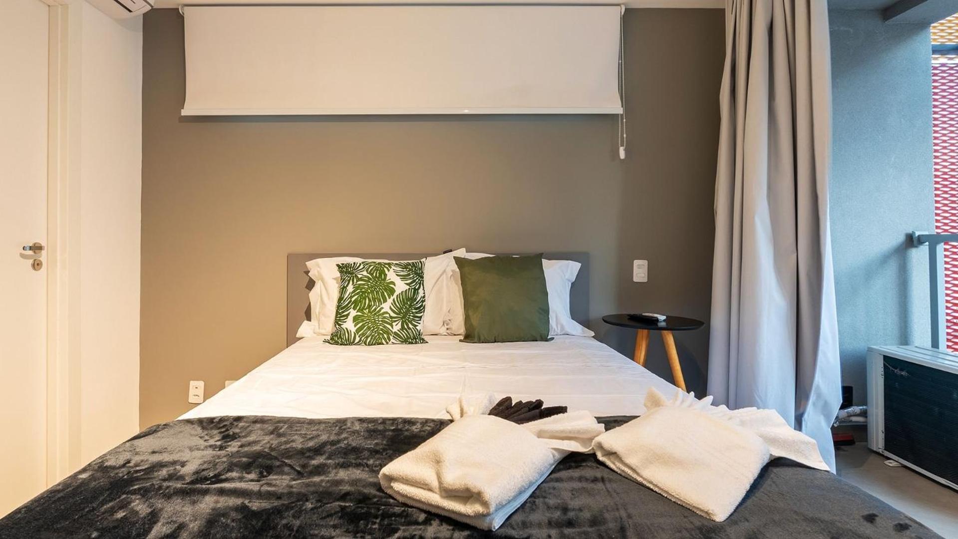 By Dabra House: Completos Em Moema Em Frente Ao Shopping Ibirapuera Casa de férias *