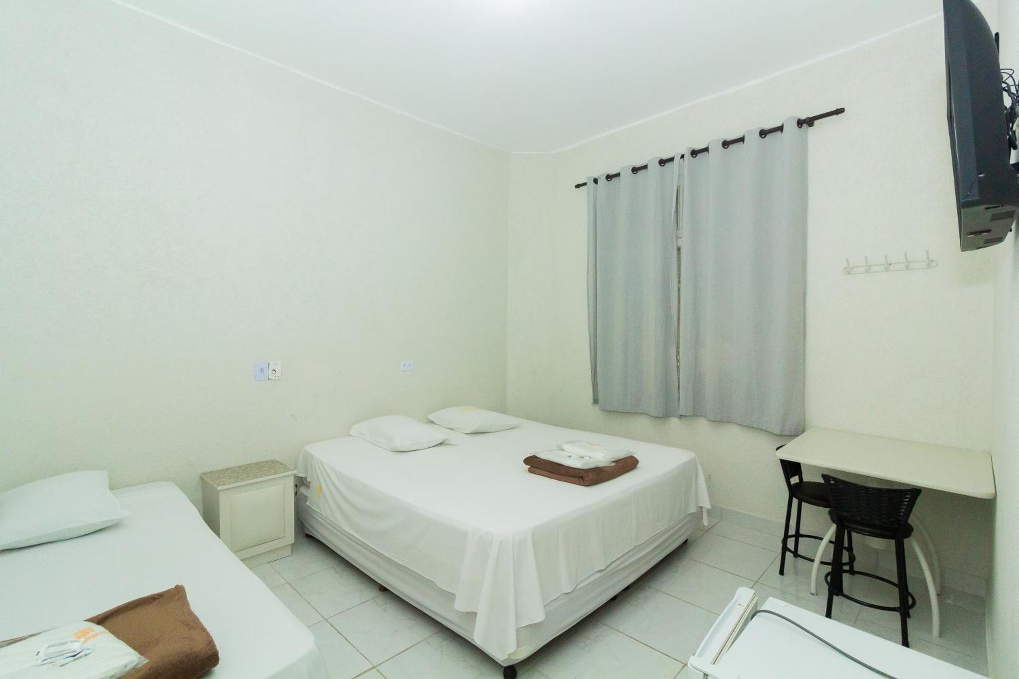 Ourinhos - Centro De - Proximo 25 De Marco E Bras Hotel São Paulo