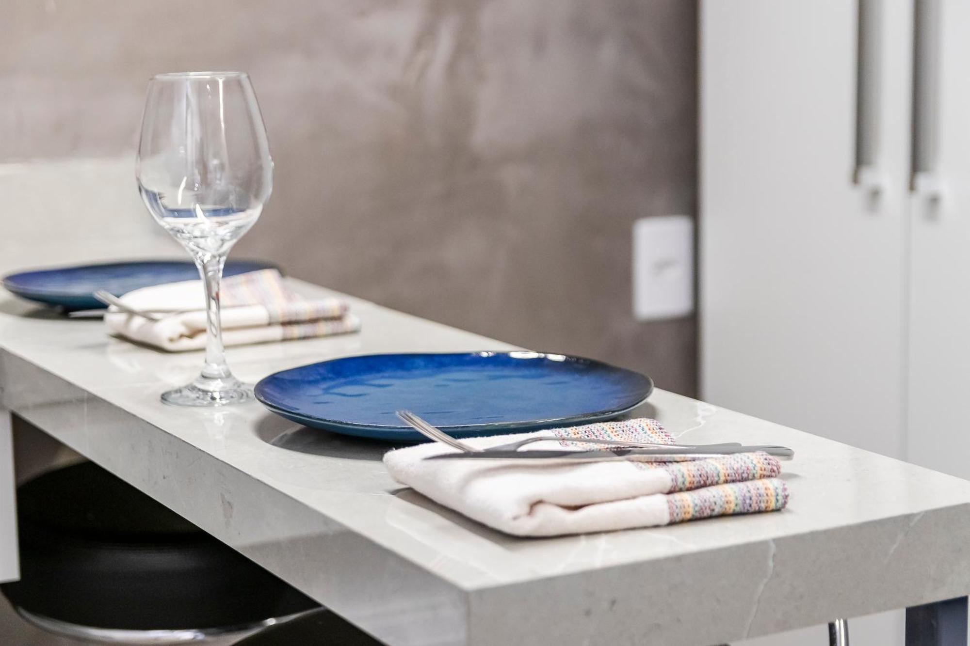 Domus Garden - Hostel, E Coliving Albergue *