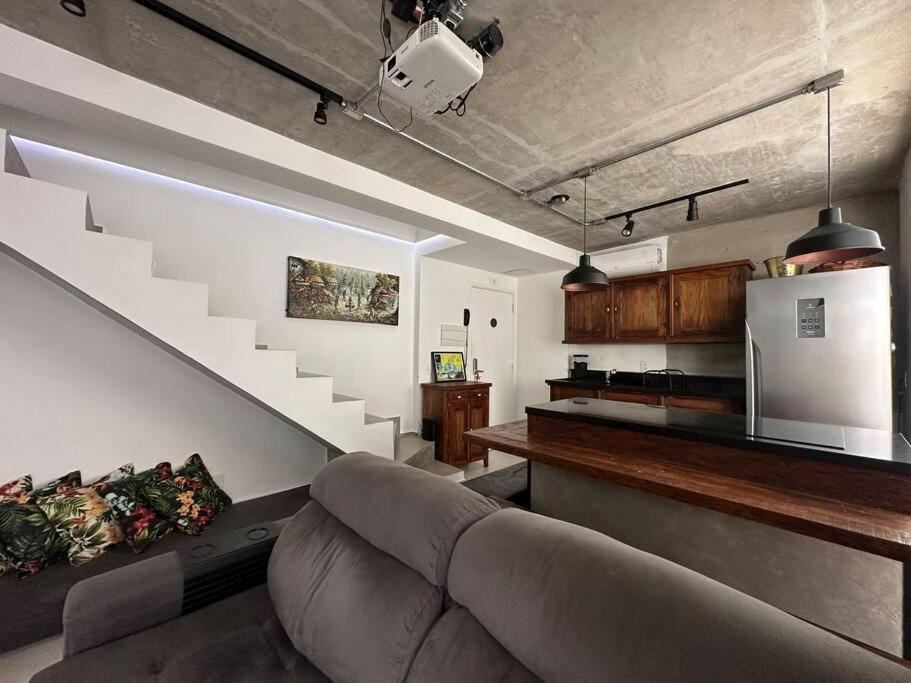 Apartment Duplex *