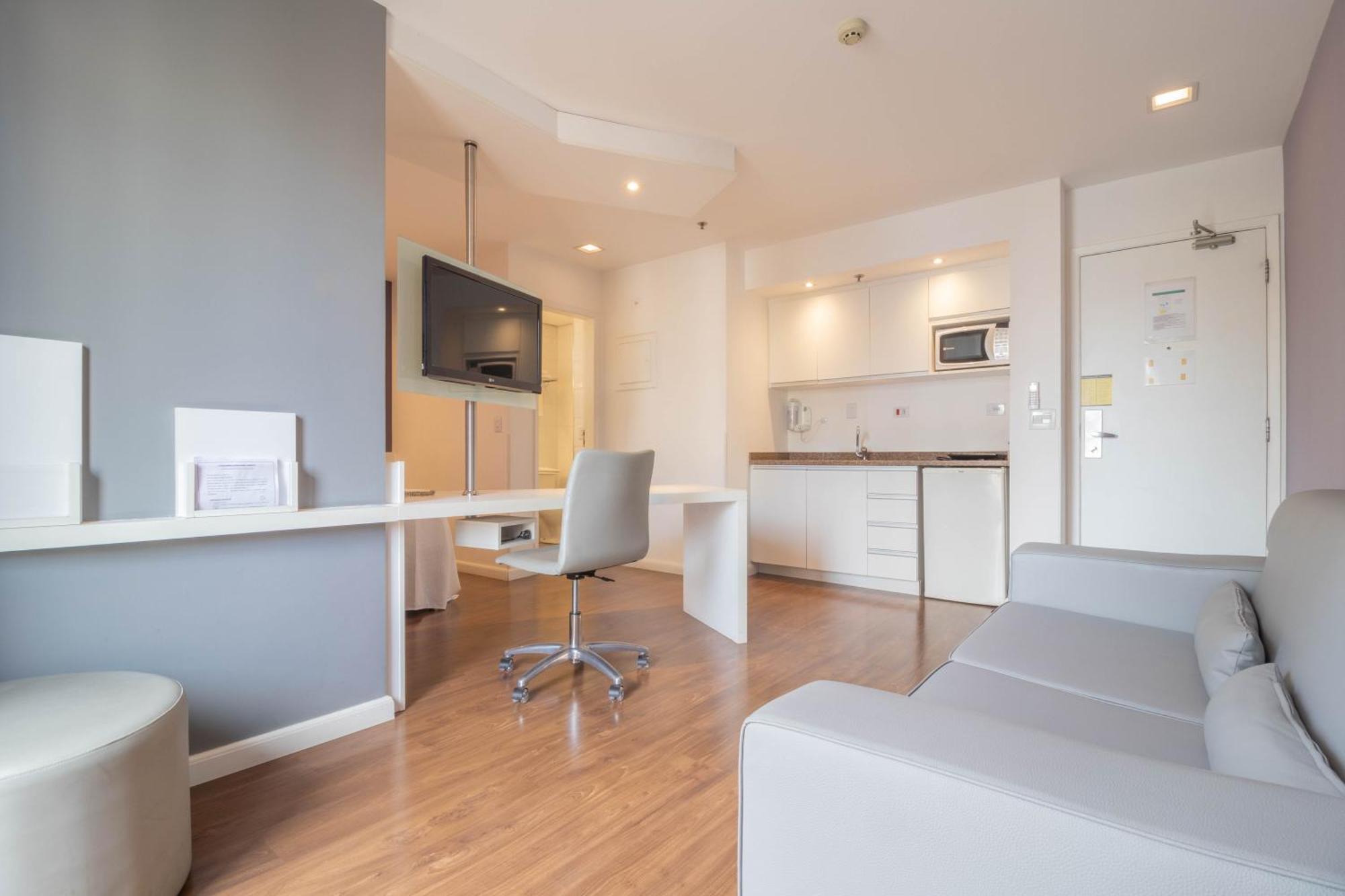 Aparthotel Saint Lawrence Paulista 6º Andar Luxo Internet 700 Mb Link Dedicado