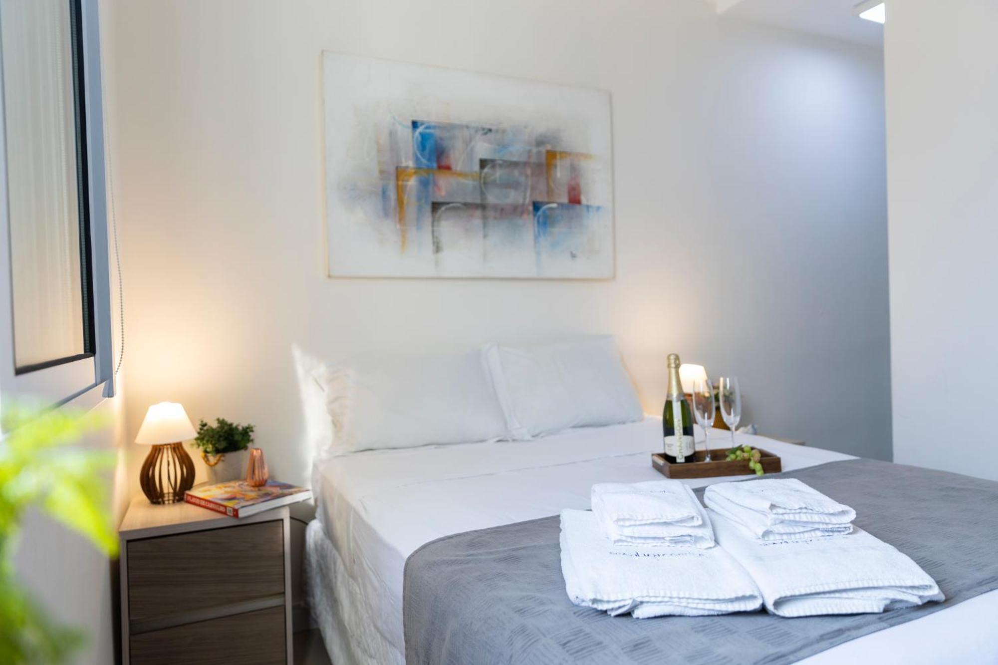 Apartamento No Butanta Com Ac, 3 Quartos, Vaga, Piscina *