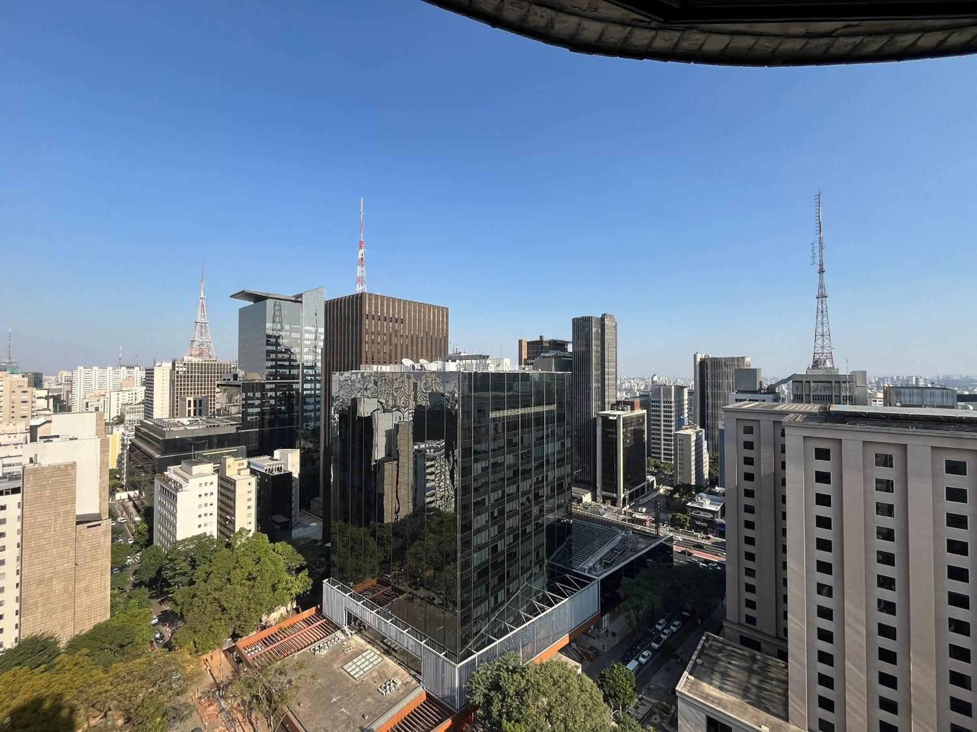 Apartamento Flat Travel Paulista Wall Street | Delfhy