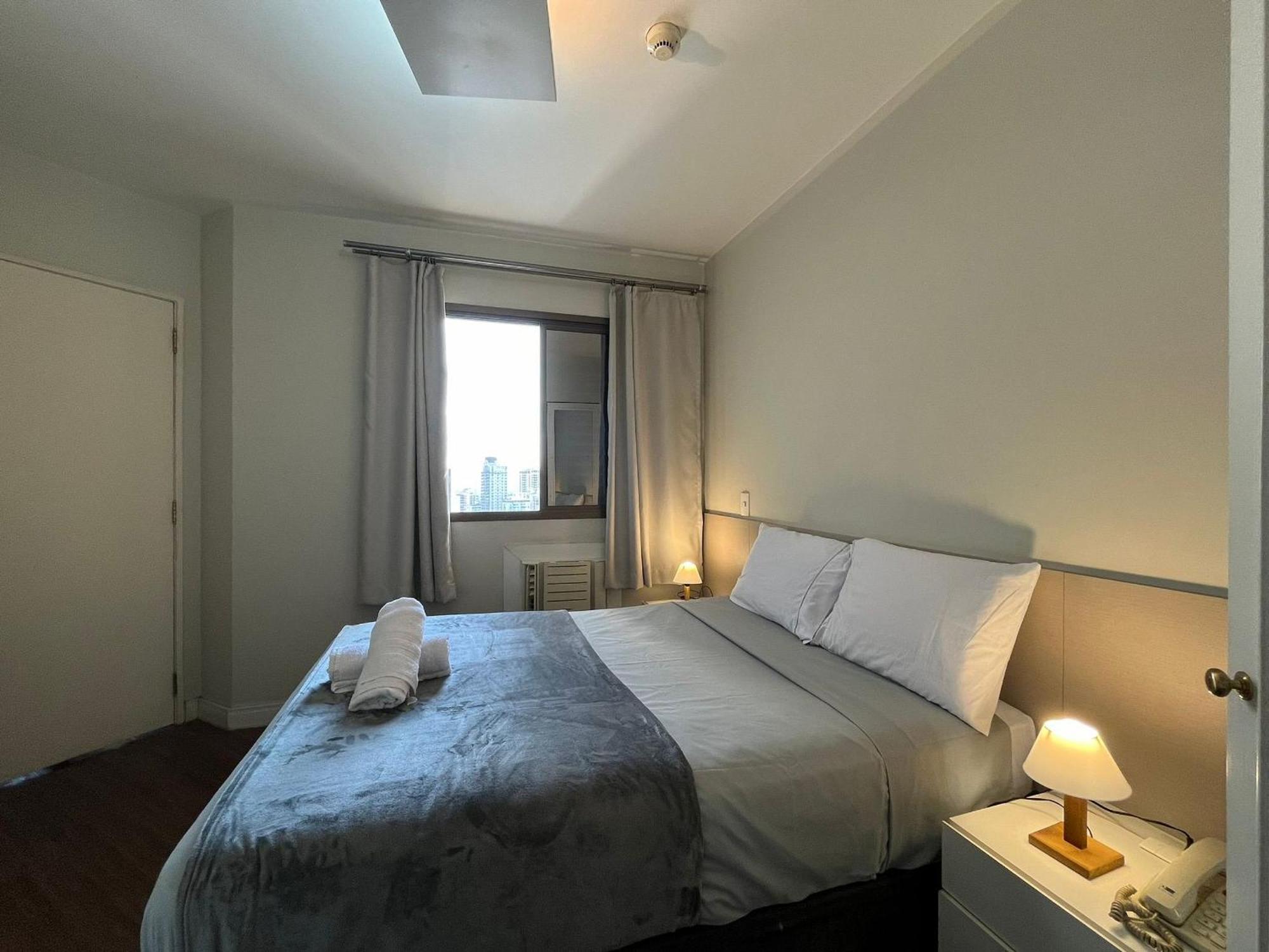 Apartamento Flat Travel Paulista Wall Street | Delfhy *