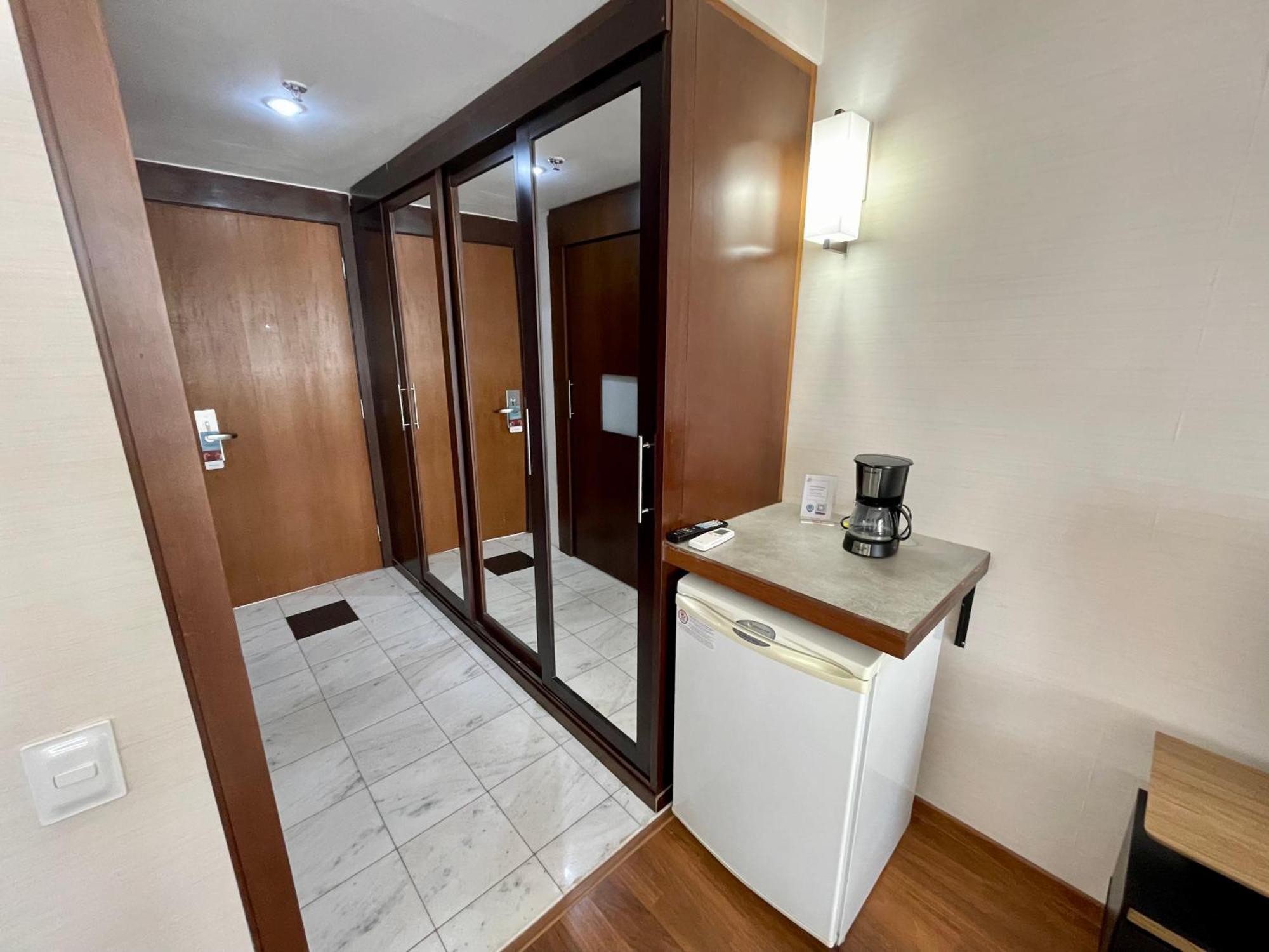 Tres De Julho Flats - Paulista * São Paulo