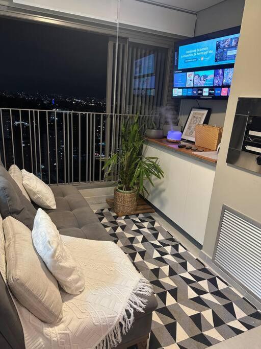 Apartamento Ap 54m2 - 2 Quartos Casal - 2wc - Ar - 100m Metro *