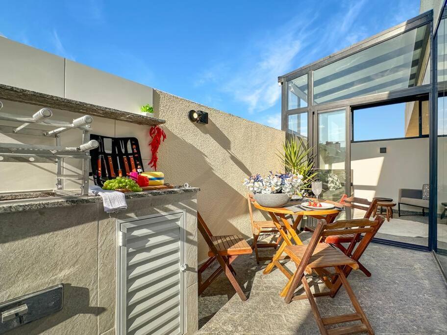 Modern Cover Barbecue Cgh Ac Apartamento