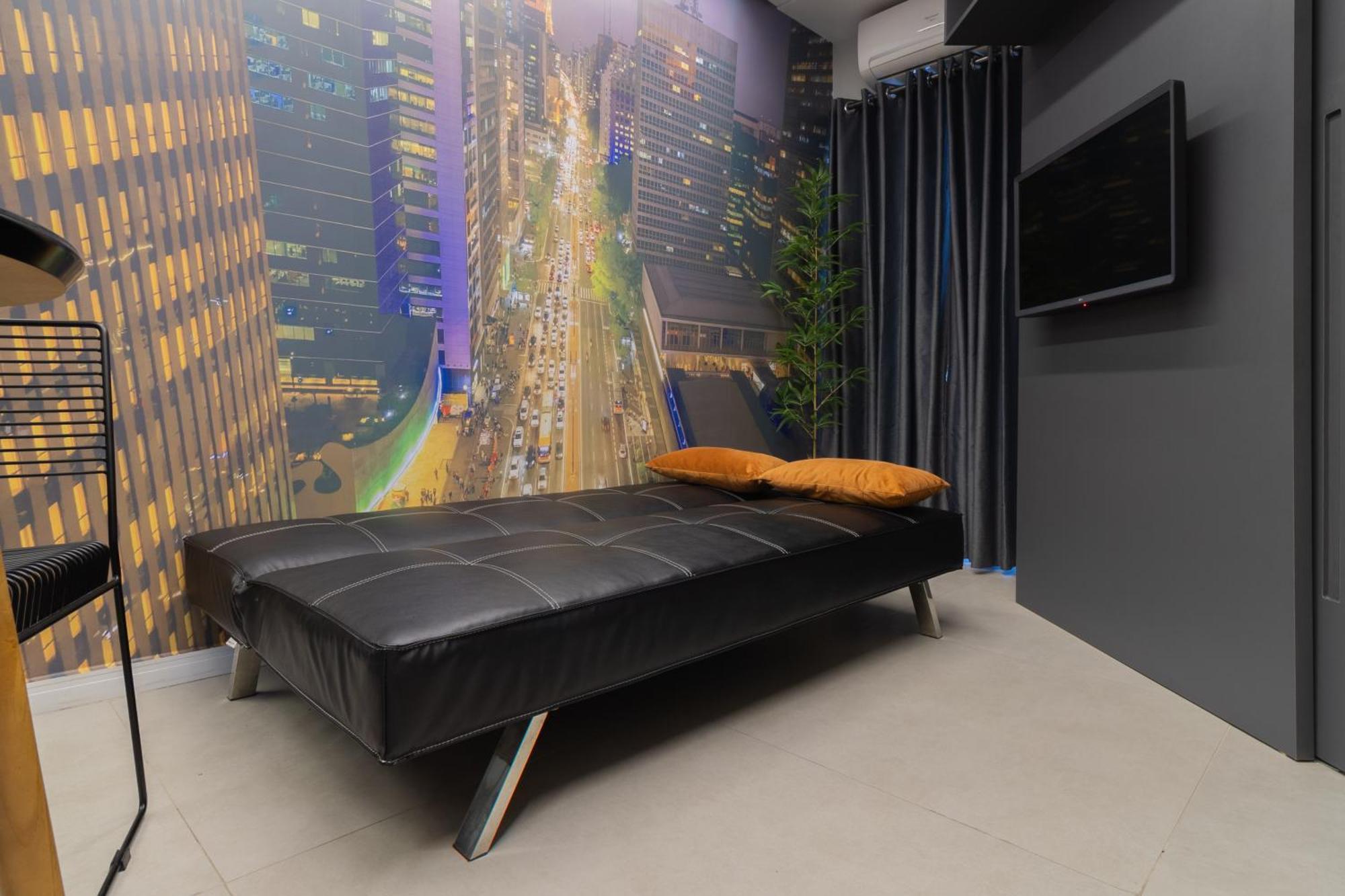 Flat 3 Pessoas Com Garagem, Piscina, Academia E Lavanderia * São Paulo