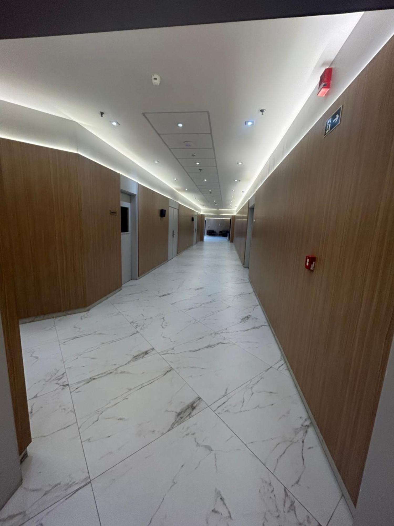 Apartamento Flat Aeroporto Congonhas Nobil Vista Pista Garagem Gratis 2005 *