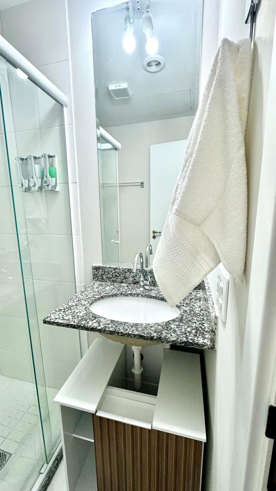 Otimo Em Frente Ao Metro Bras ! - Rua Coronel Mursa, 56 - Bras Apartamento *