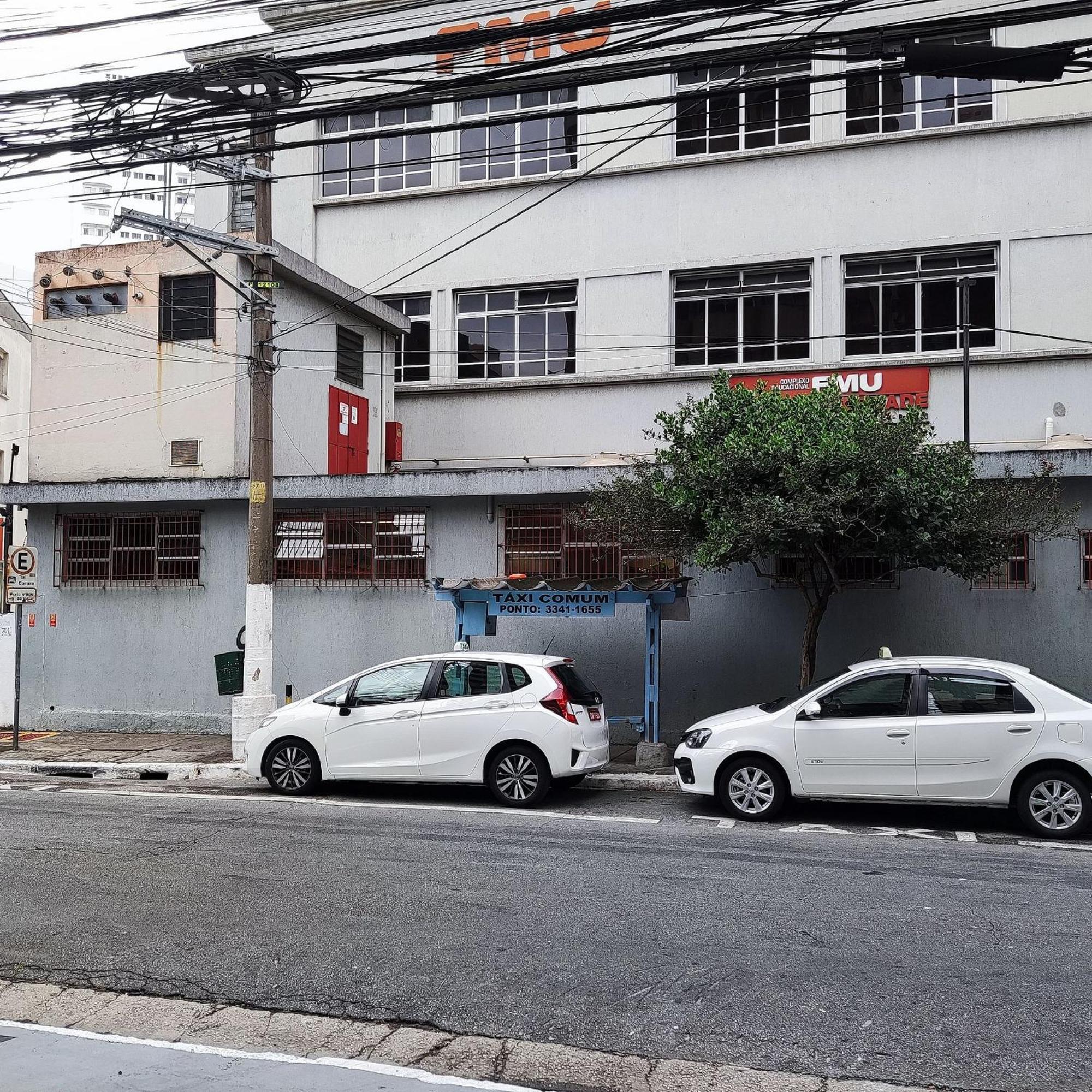 Flat Deslumbrante - Garagem, Hakka, Feirinha E Hospitais