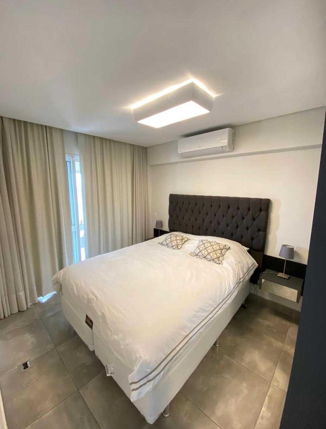 Apartment Confortavel, Ar Na Sala E Quarto, Garagem, 183 *