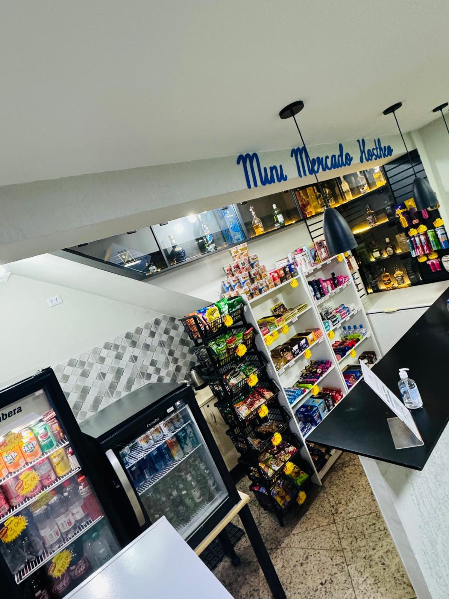 Acomodação com café da manhã  Hostheo Liberdade *