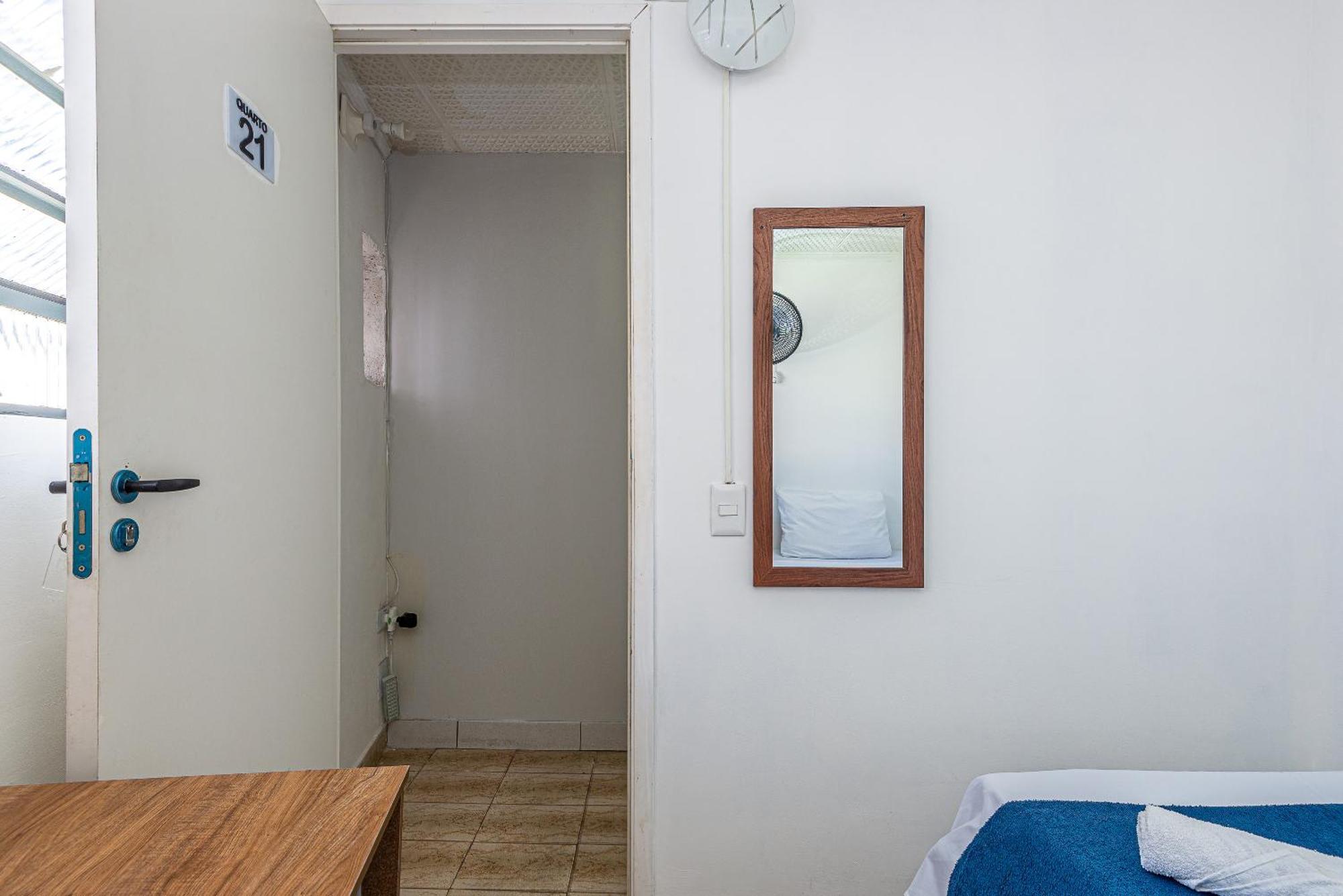 Acomodação com café da manhã  Hostheo Liberdade São Paulo