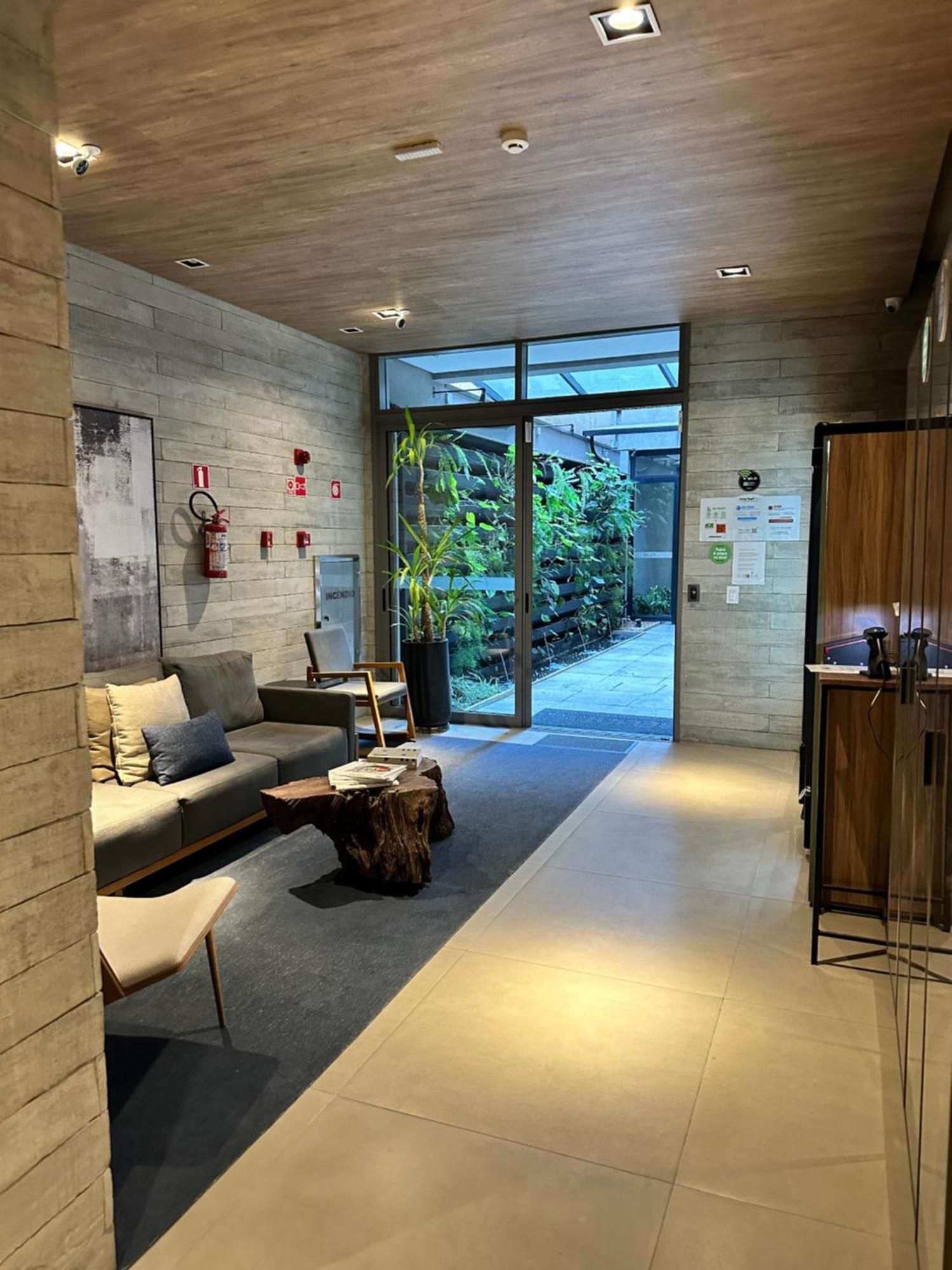 Ap102 Prox Paulista Com Varanda Retiro Urbano Apartamento
