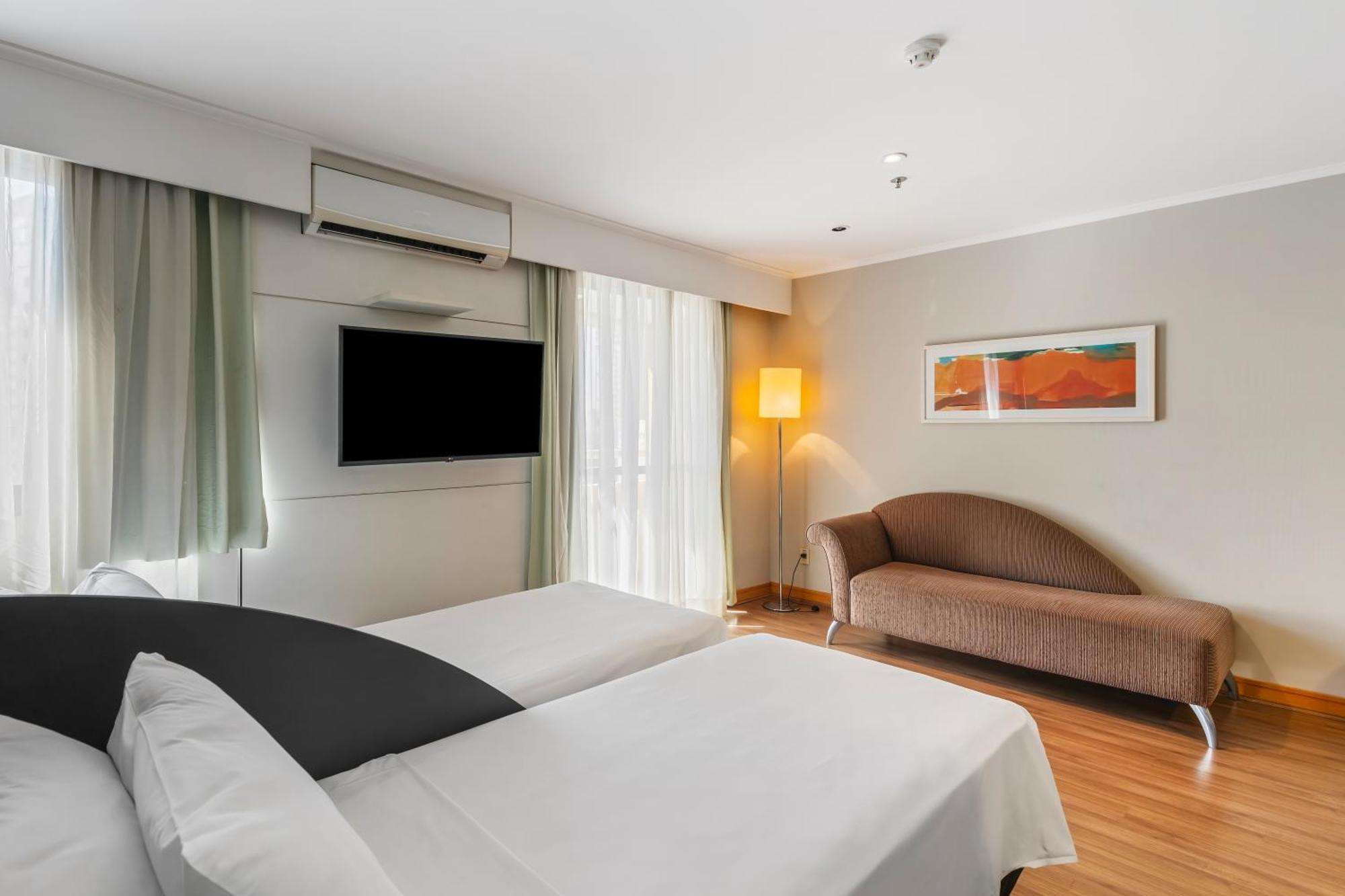 Slaviero Ibirapuera 4*