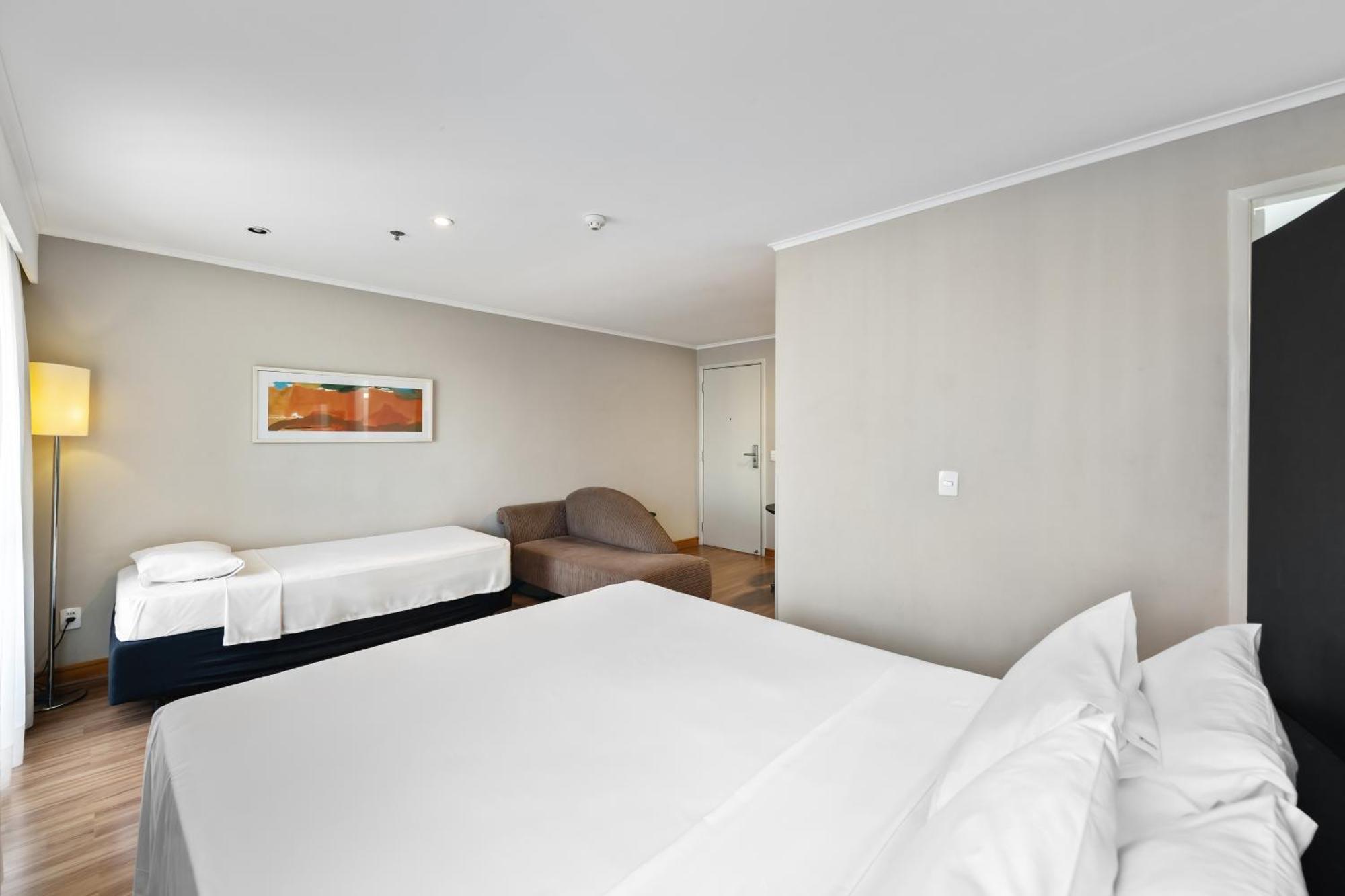 Slaviero Ibirapuera 4*