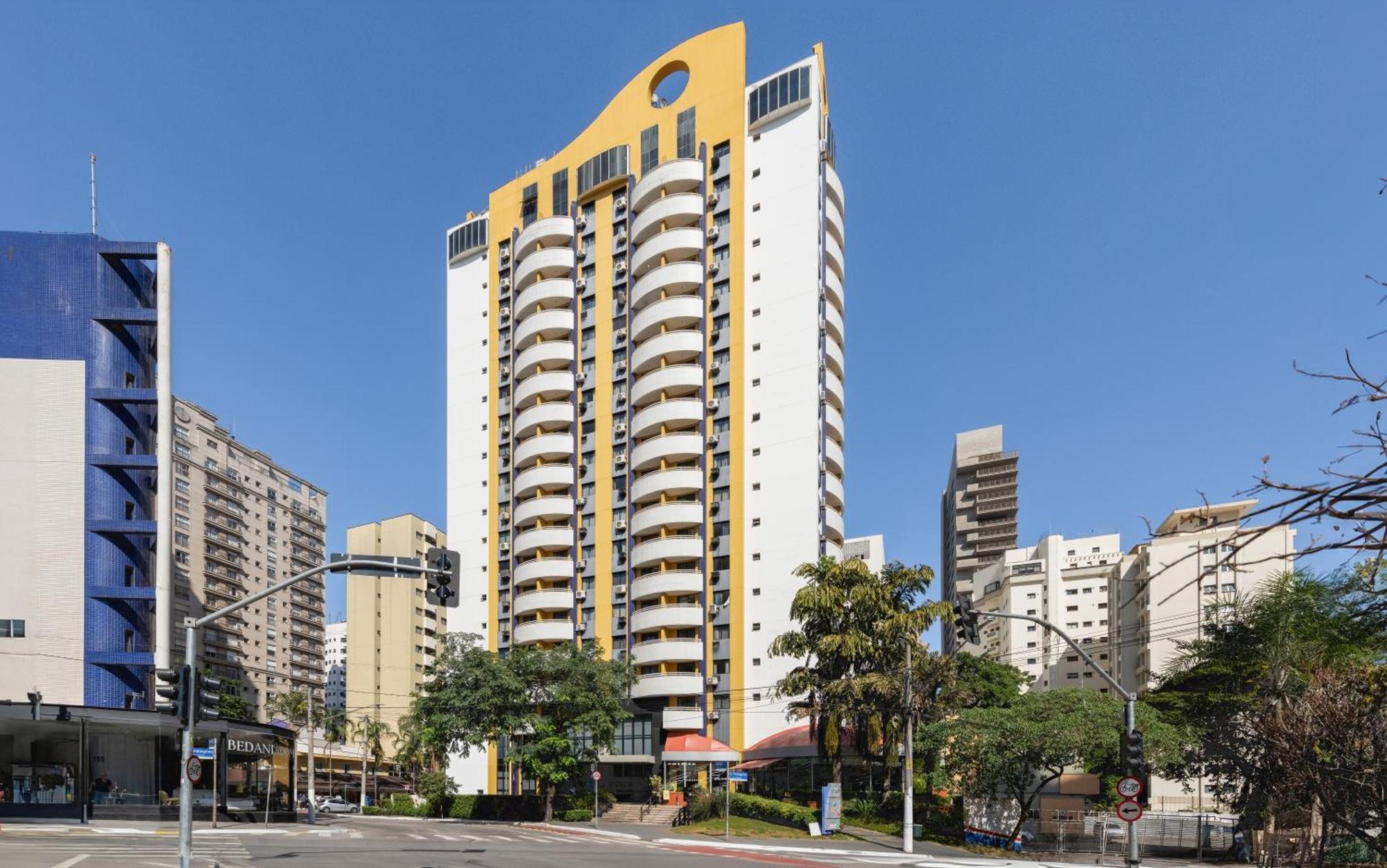 Hotel Slaviero Ibirapuera 4*