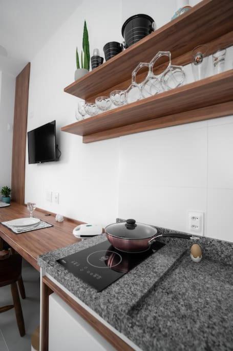 Em Pinheiros - 2 Quadras Da Faria Lima E Madalena Apartamento *