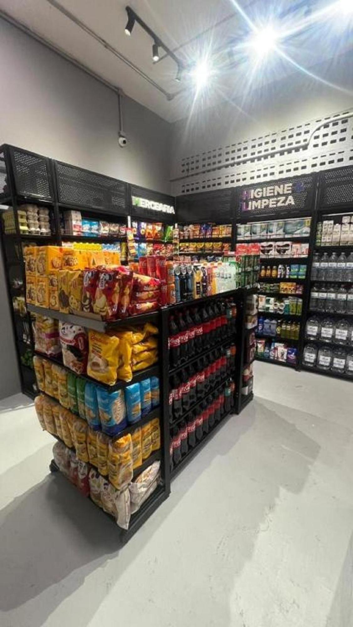 Veneza Prox Metro Bras, Feirinha Madrugada, 25 Marco, Templo Salomao Apartamento *
