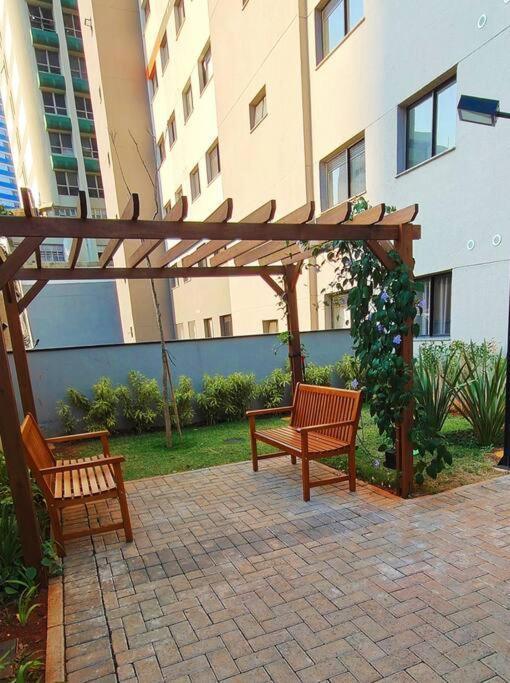 05 - Apto Liberdade Se 500'metro Apartamento *