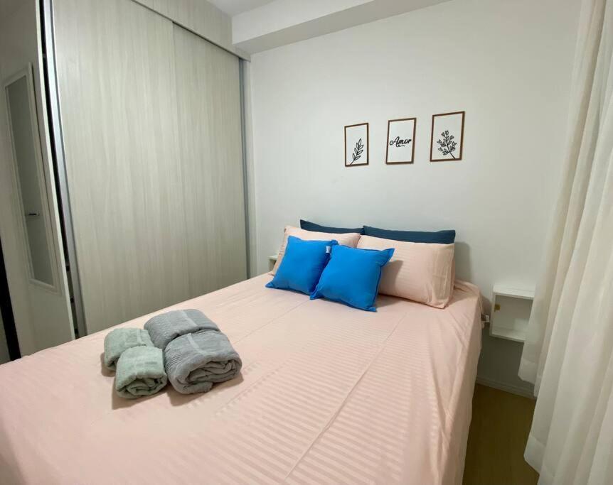 Apartamento 05 - Apto Liberdade Se 500'metro *