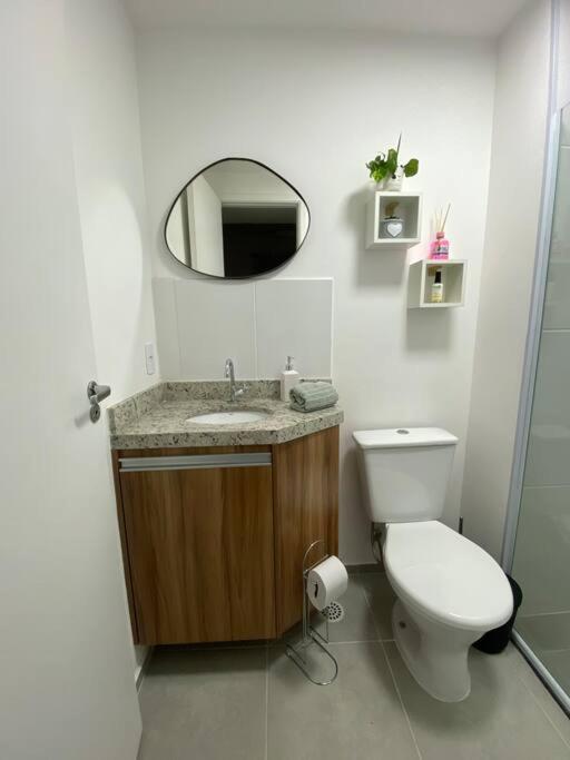 05 - Apto Liberdade Se 500'metro Apartamento *