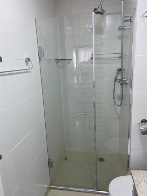 Prox Ao Metro Republica Apartamento