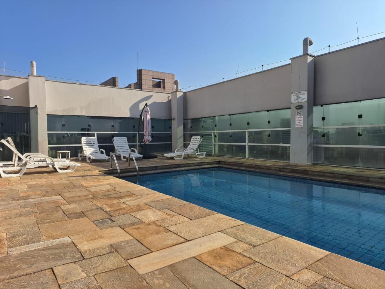 Apartamento Descolado E Com Servicos *